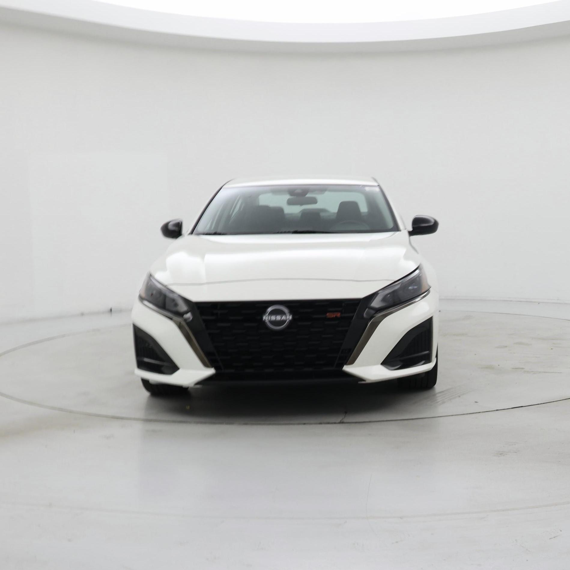 Thumbnail: 2023 Nissan Altima - 5