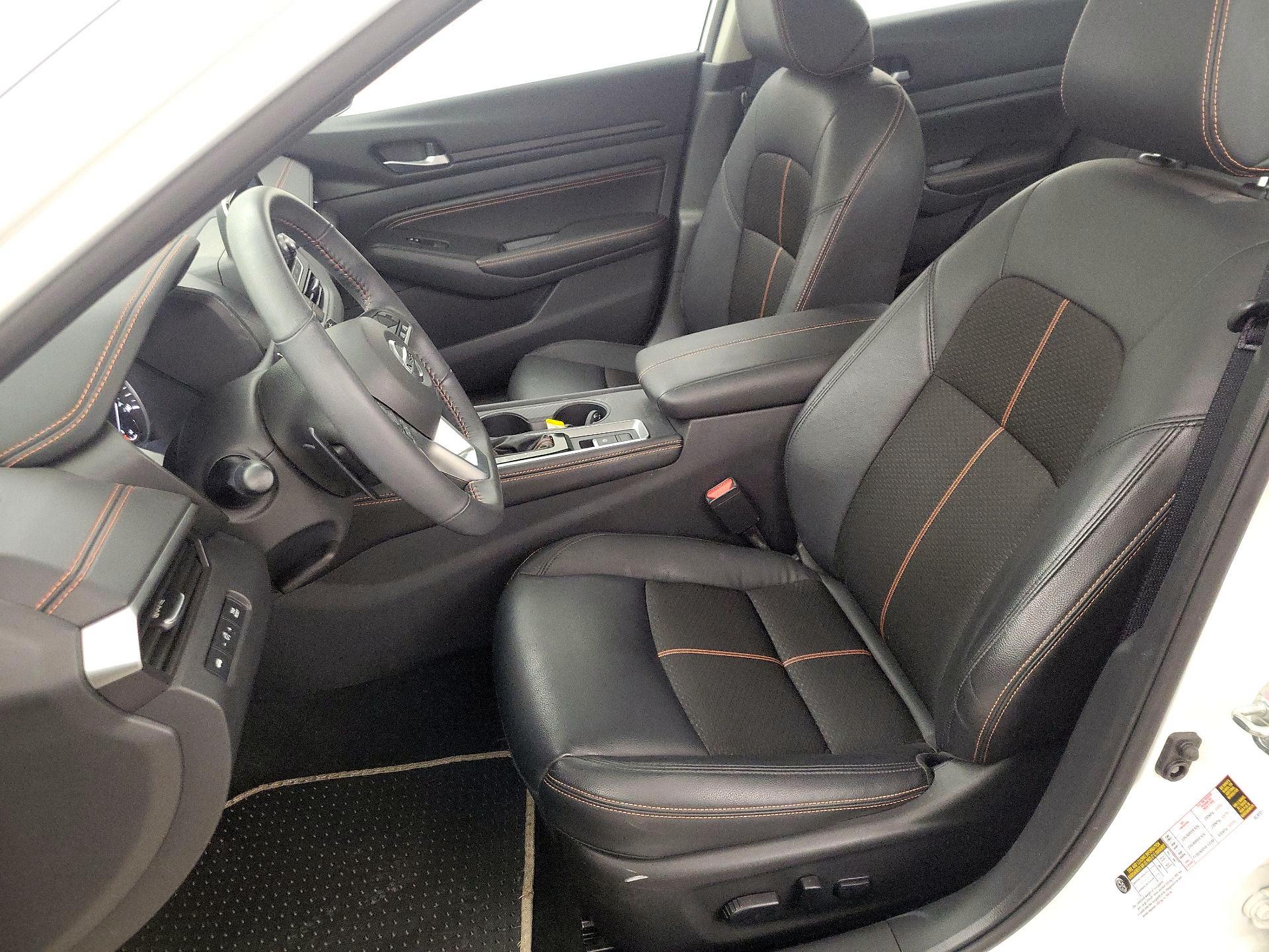 Thumbnail: 2022 Nissan Altima - 11