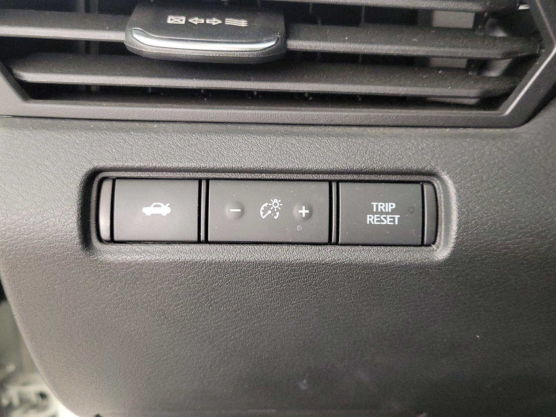 Thumbnail: 2022 Nissan Altima - 13