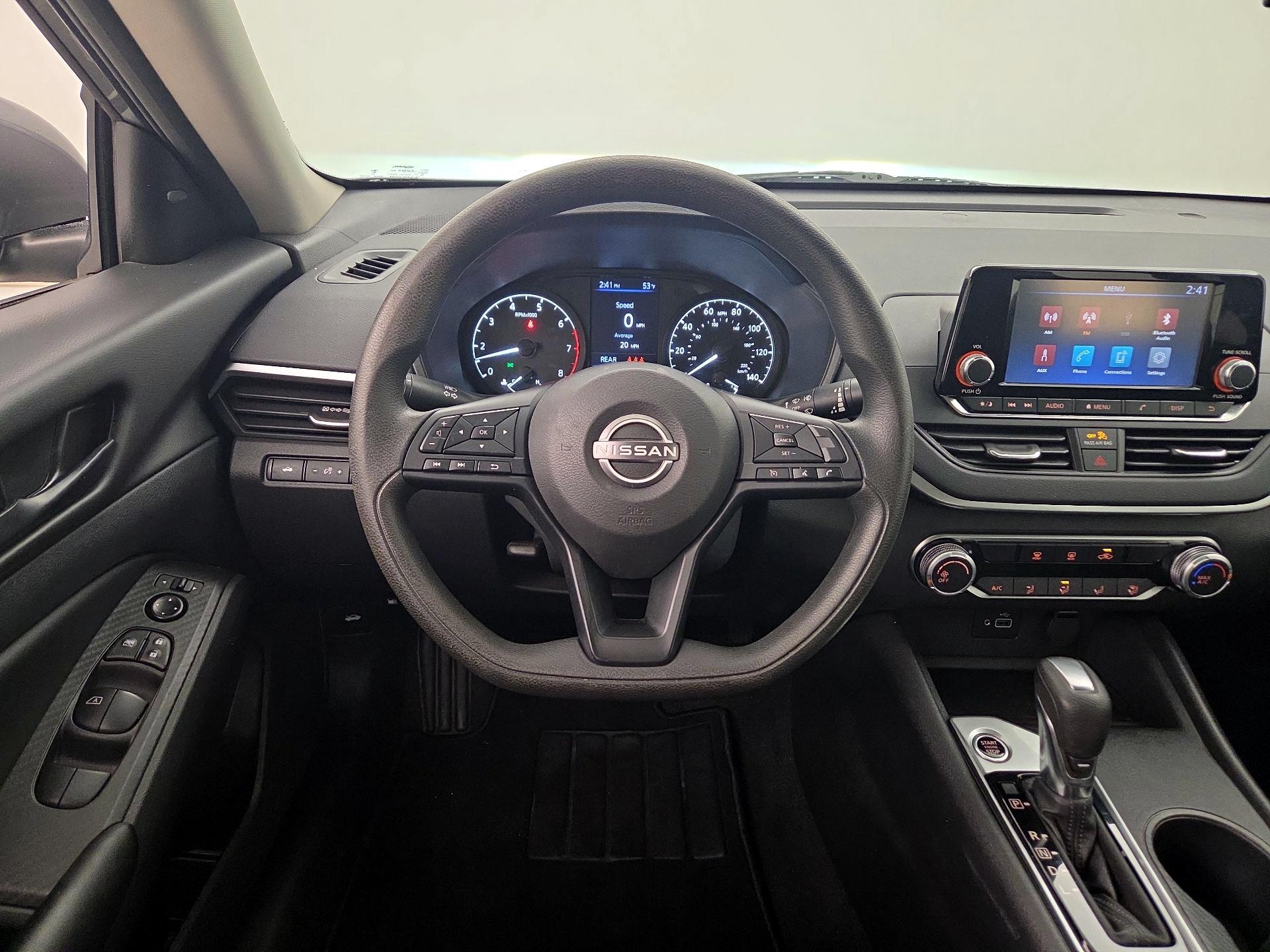 Thumbnail: 2023 Nissan Altima - 10