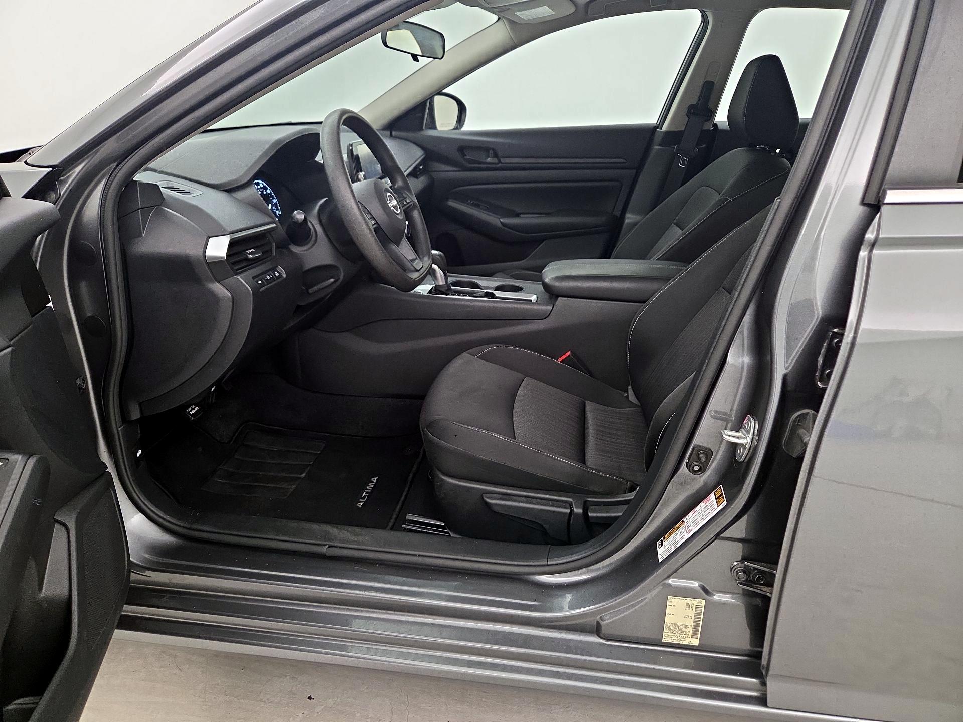 Thumbnail: 2023 Nissan Altima - 11