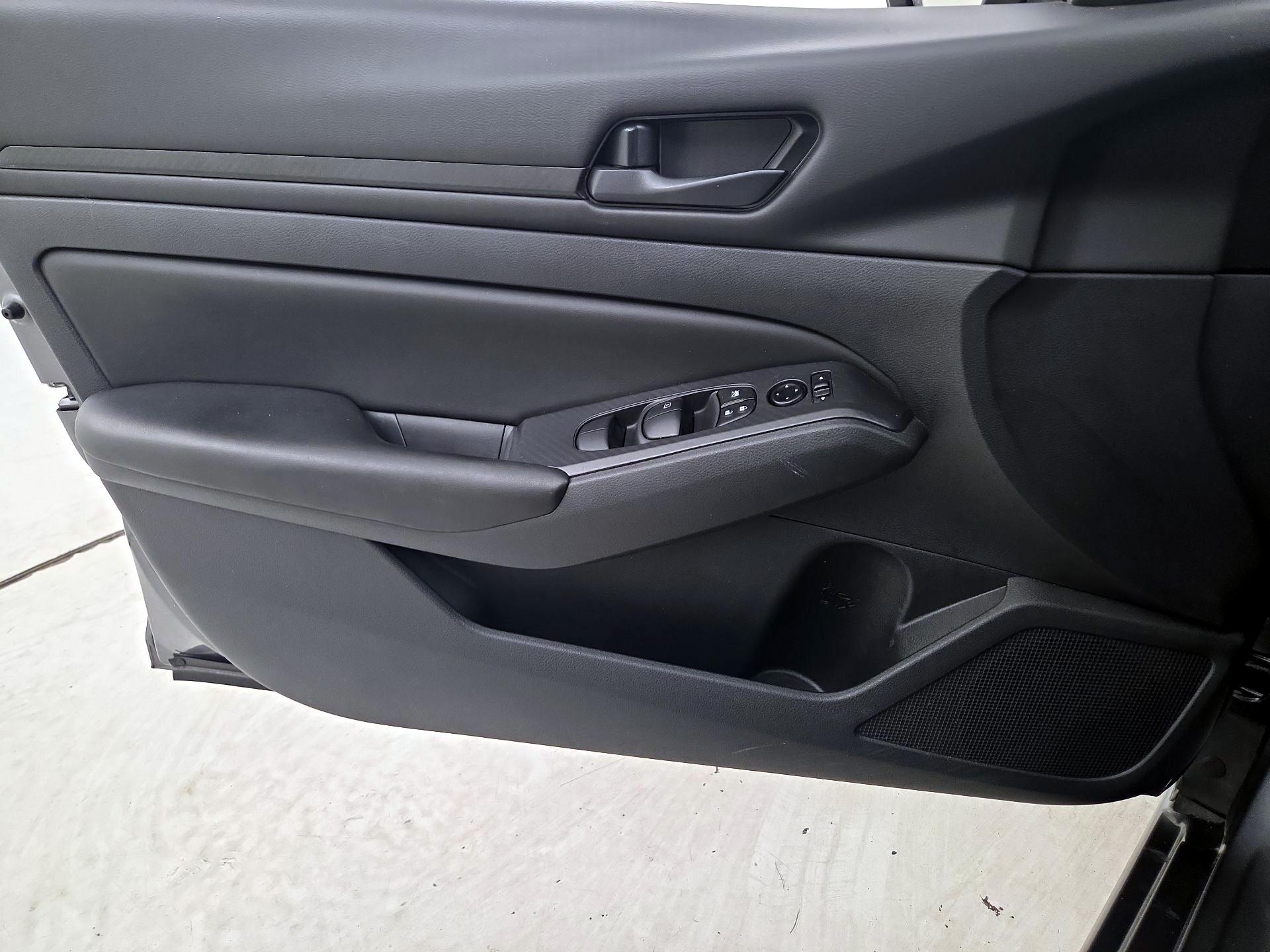 Thumbnail: 2023 Nissan Altima - 12