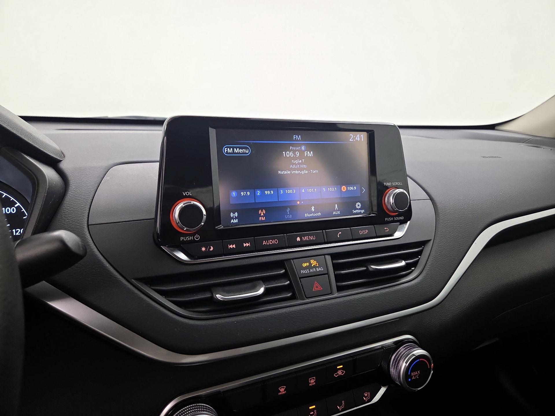 Thumbnail: 2023 Nissan Altima - 15