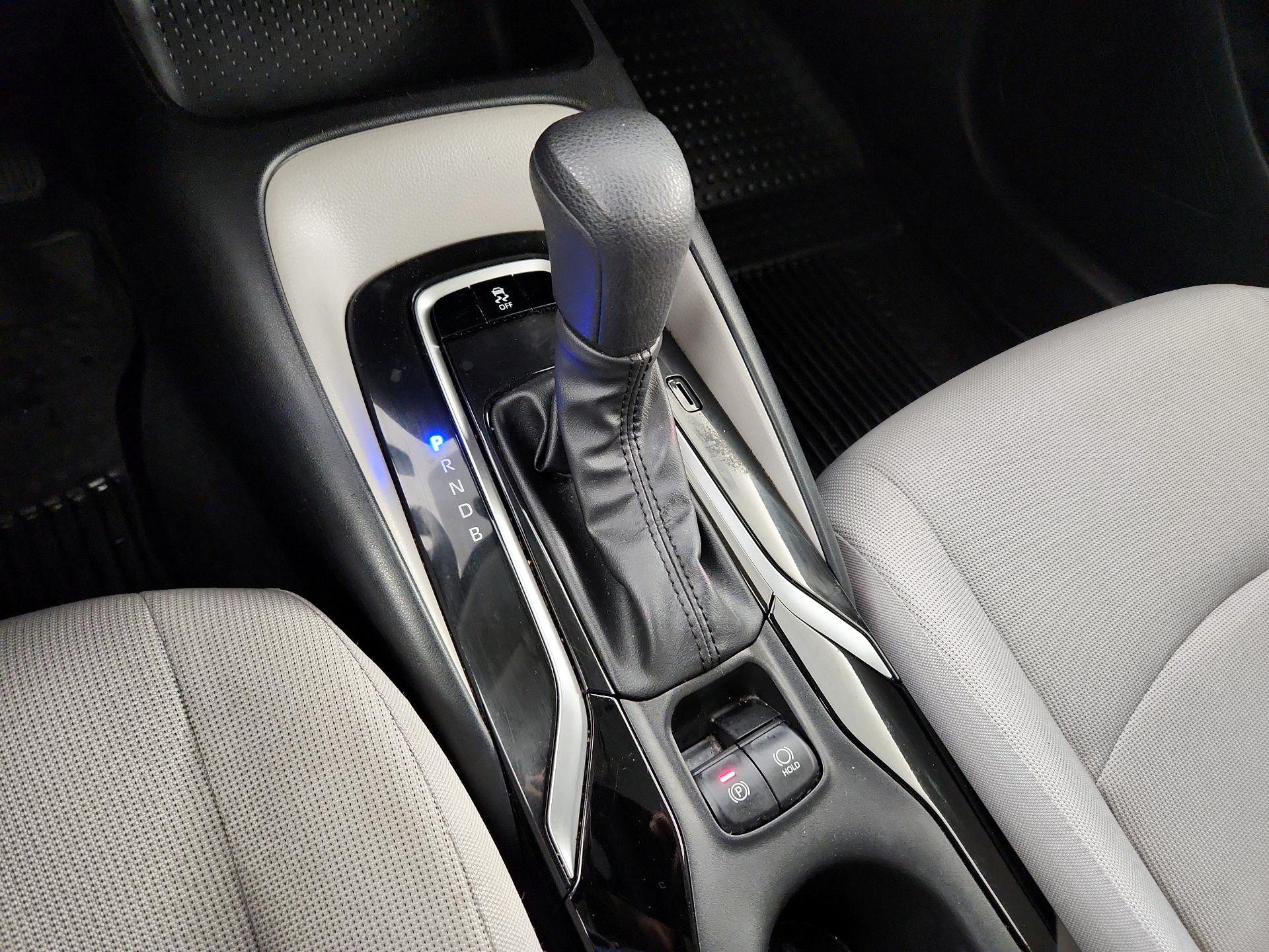 Thumbnail: 2022 Toyota Corolla - 17