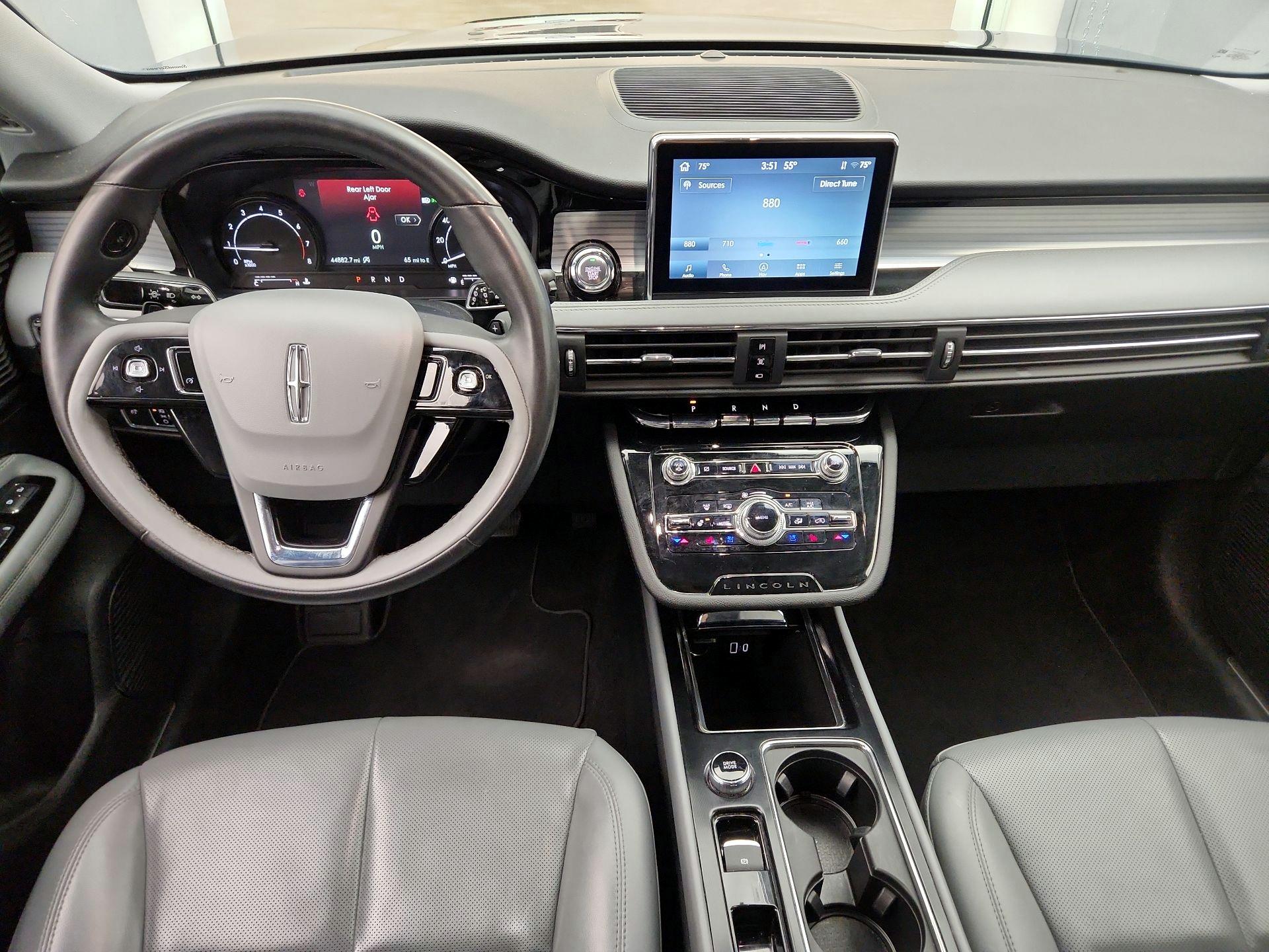 Thumbnail: 2022 Lincoln Corsair - 9