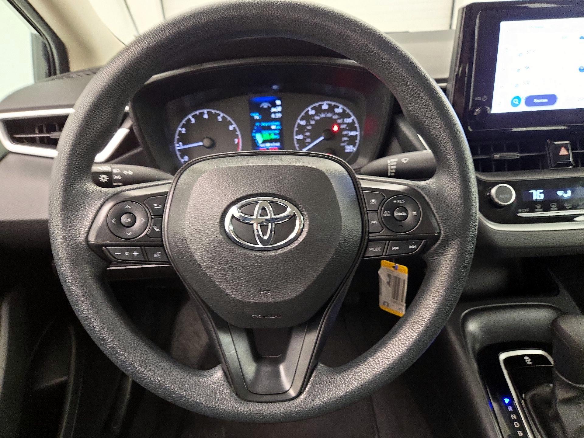 Thumbnail: 2023 Toyota Corolla - 10