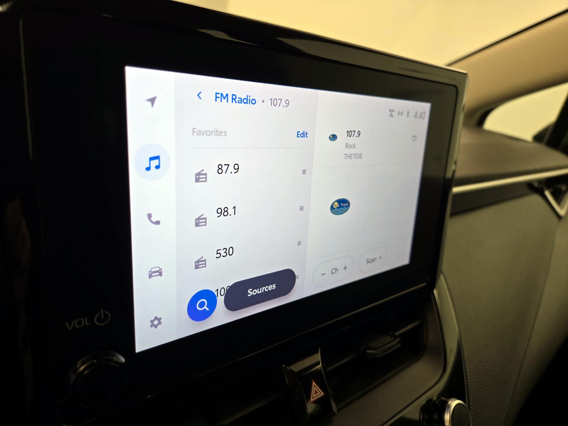 Thumbnail: 2023 Toyota Corolla - 15