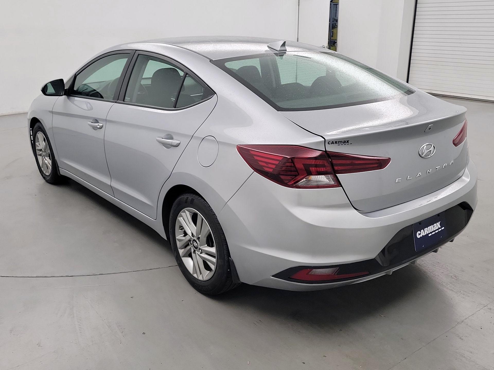 Thumbnail: 2020 Hyundai Elantra - 7