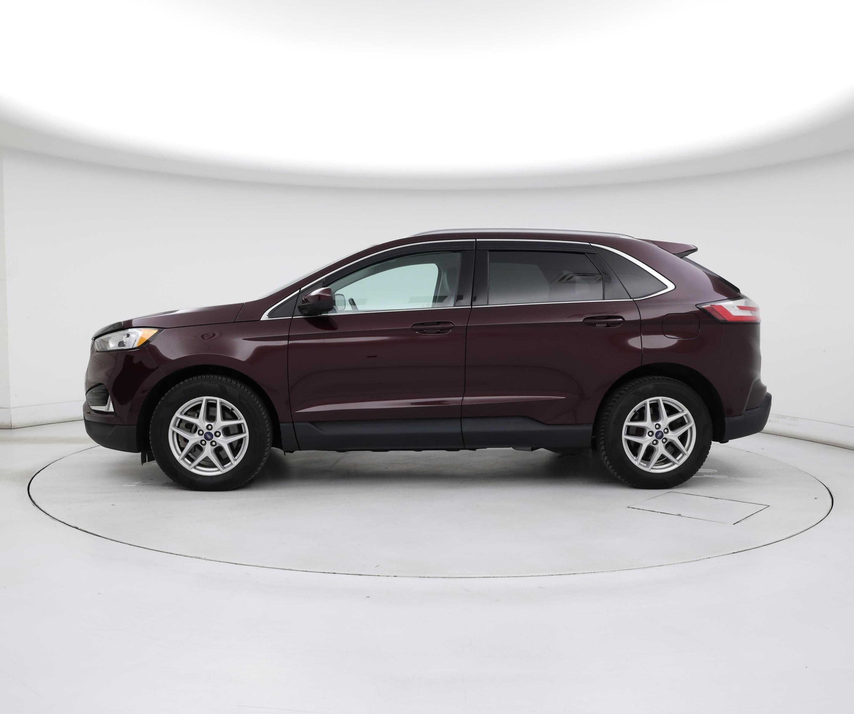 Thumbnail: 2021 Ford Edge - 3