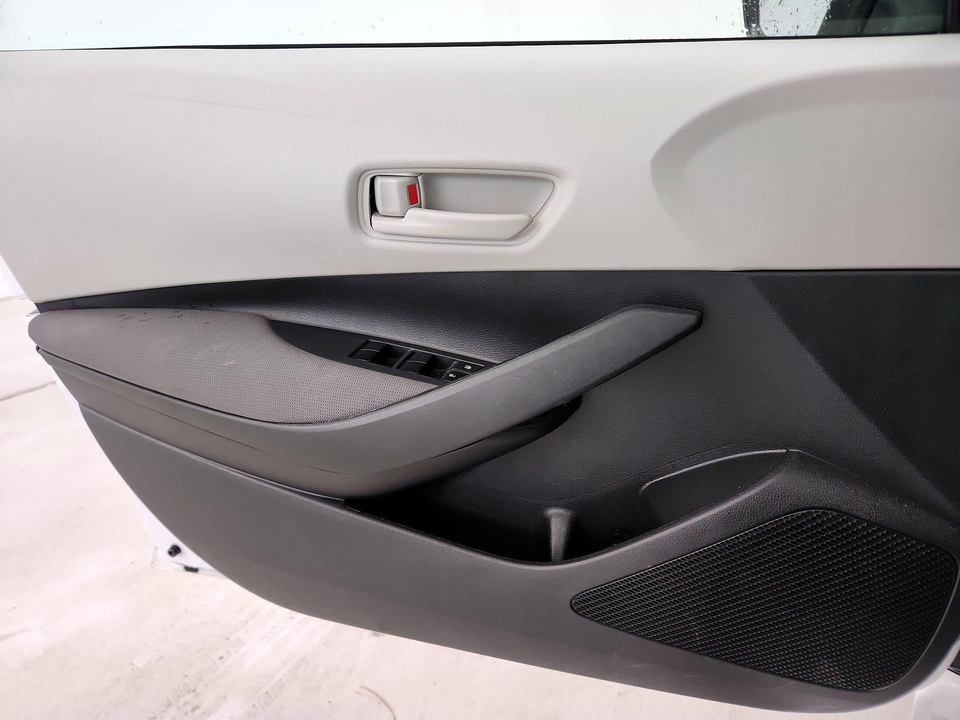 Thumbnail: 2023 Toyota Corolla - 12