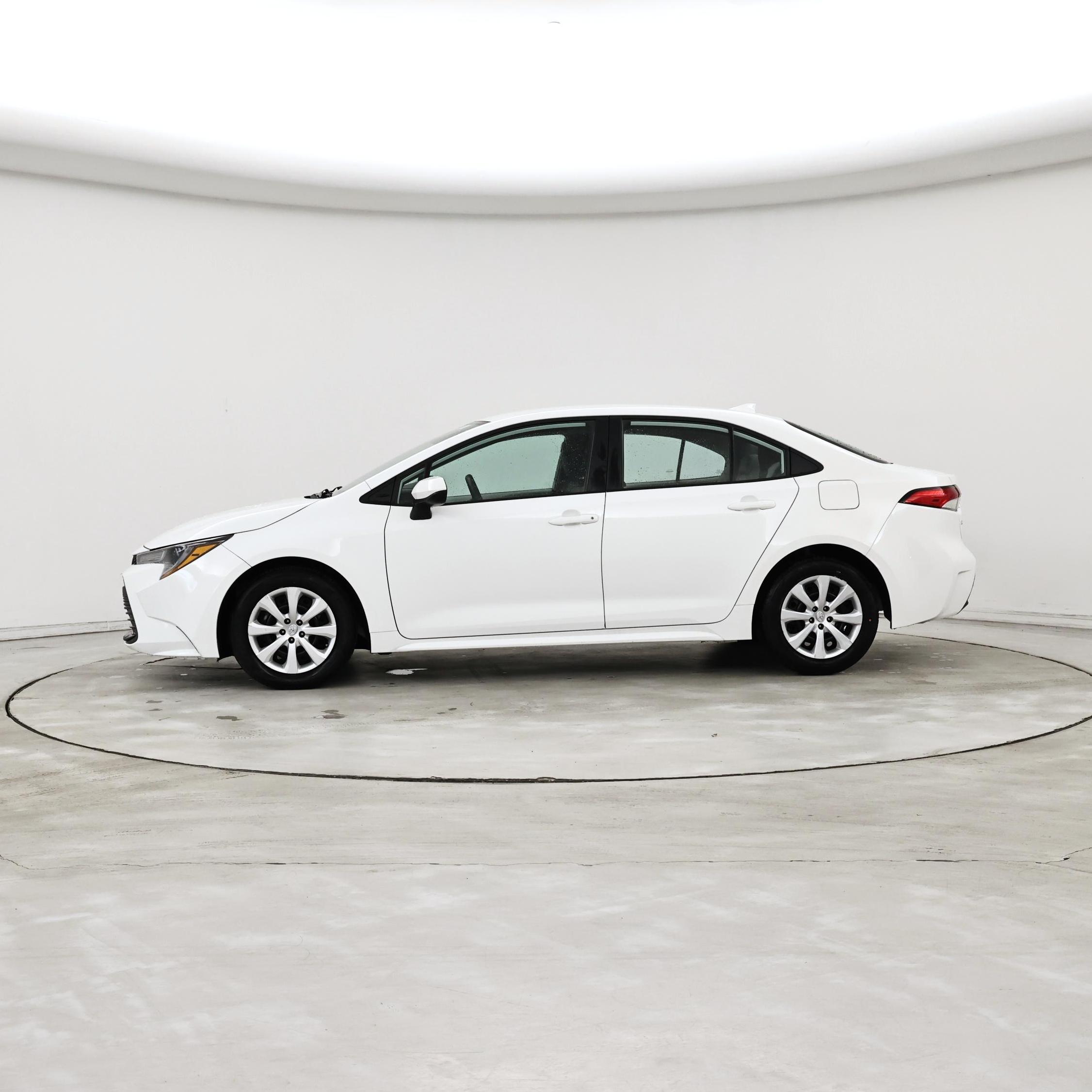 Thumbnail: 2023 Toyota Corolla - 3