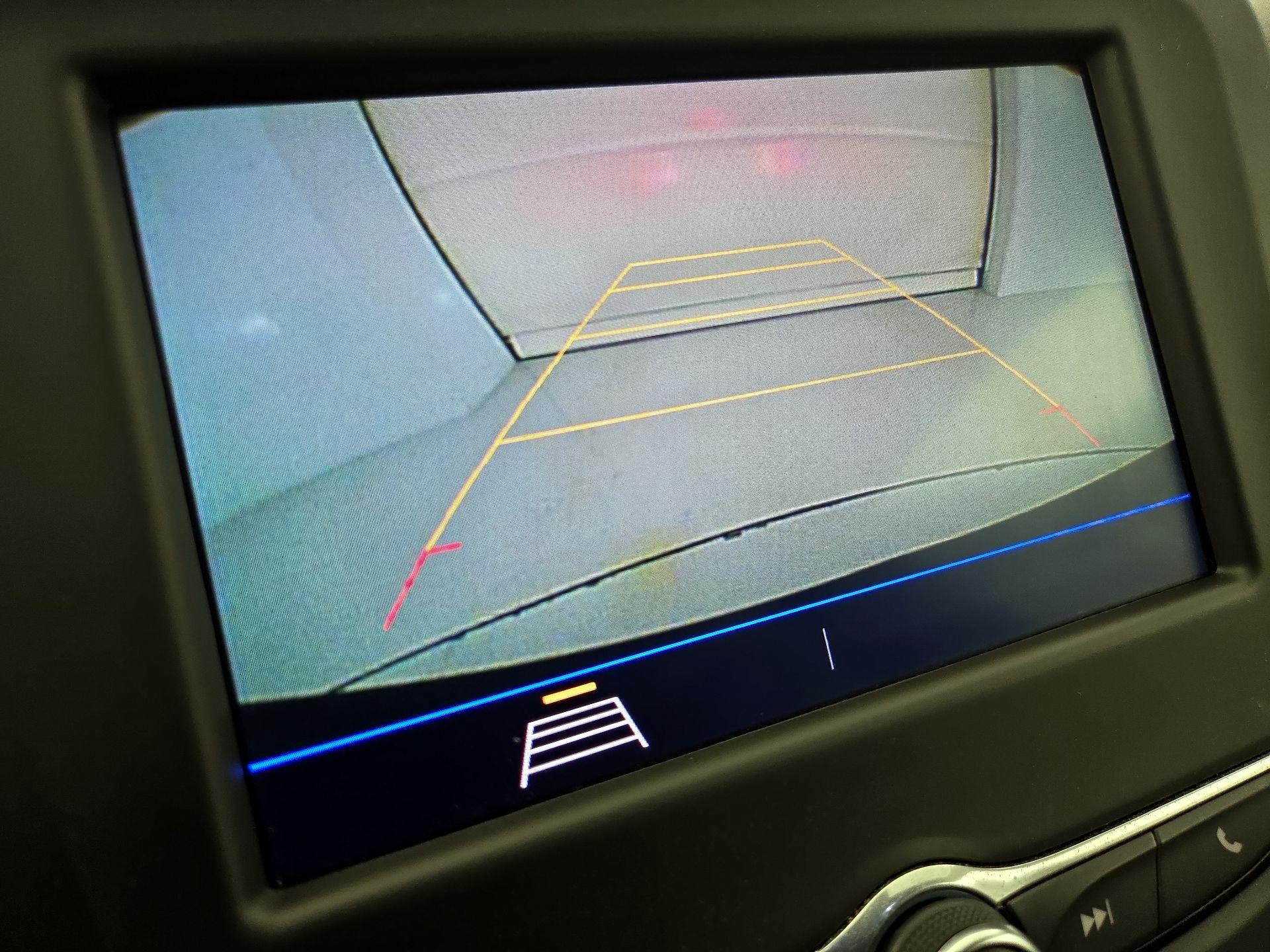 Thumbnail: 2021 Chevrolet Equinox - 14