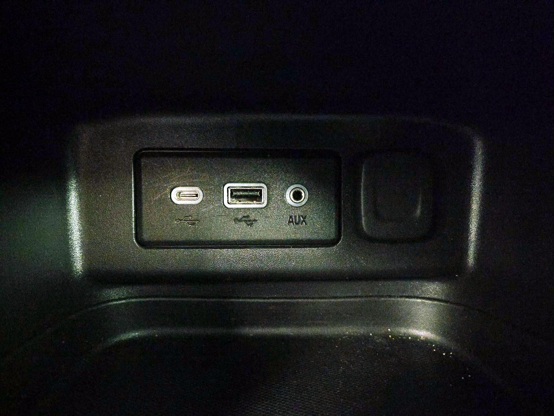 Thumbnail: 2021 Chevrolet Equinox - 18