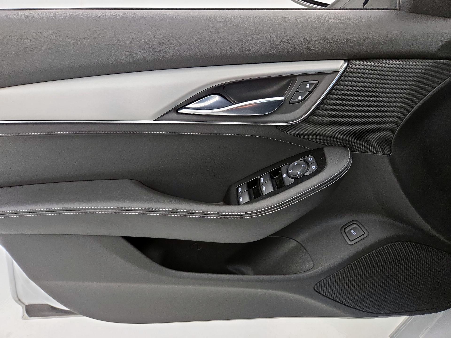 Thumbnail: 2023 Cadillac CT5 - 12