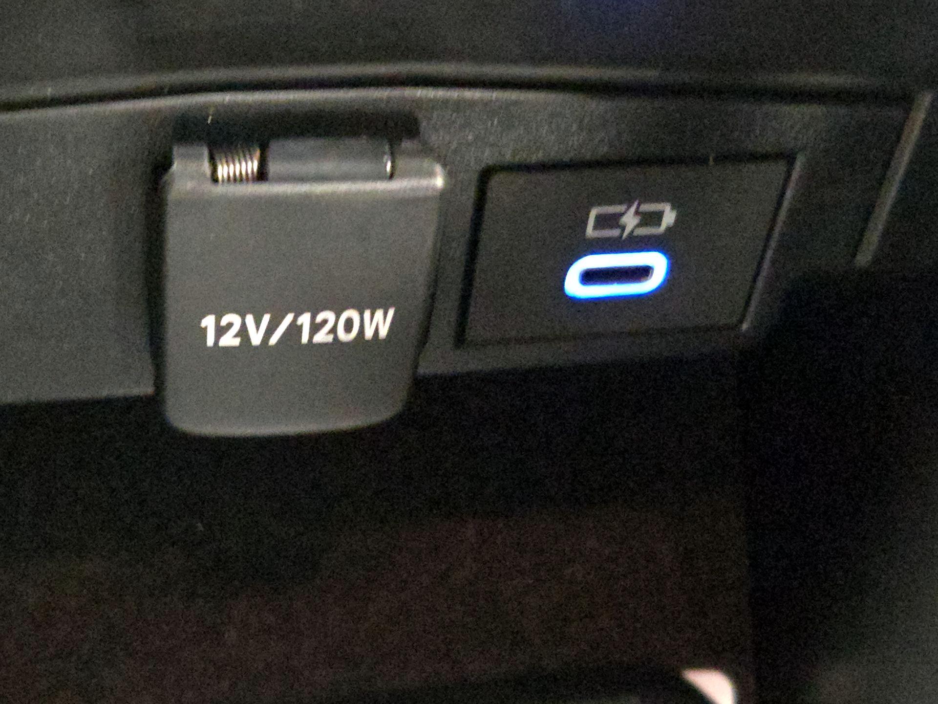 Thumbnail: 2022 Toyota Corolla - 18