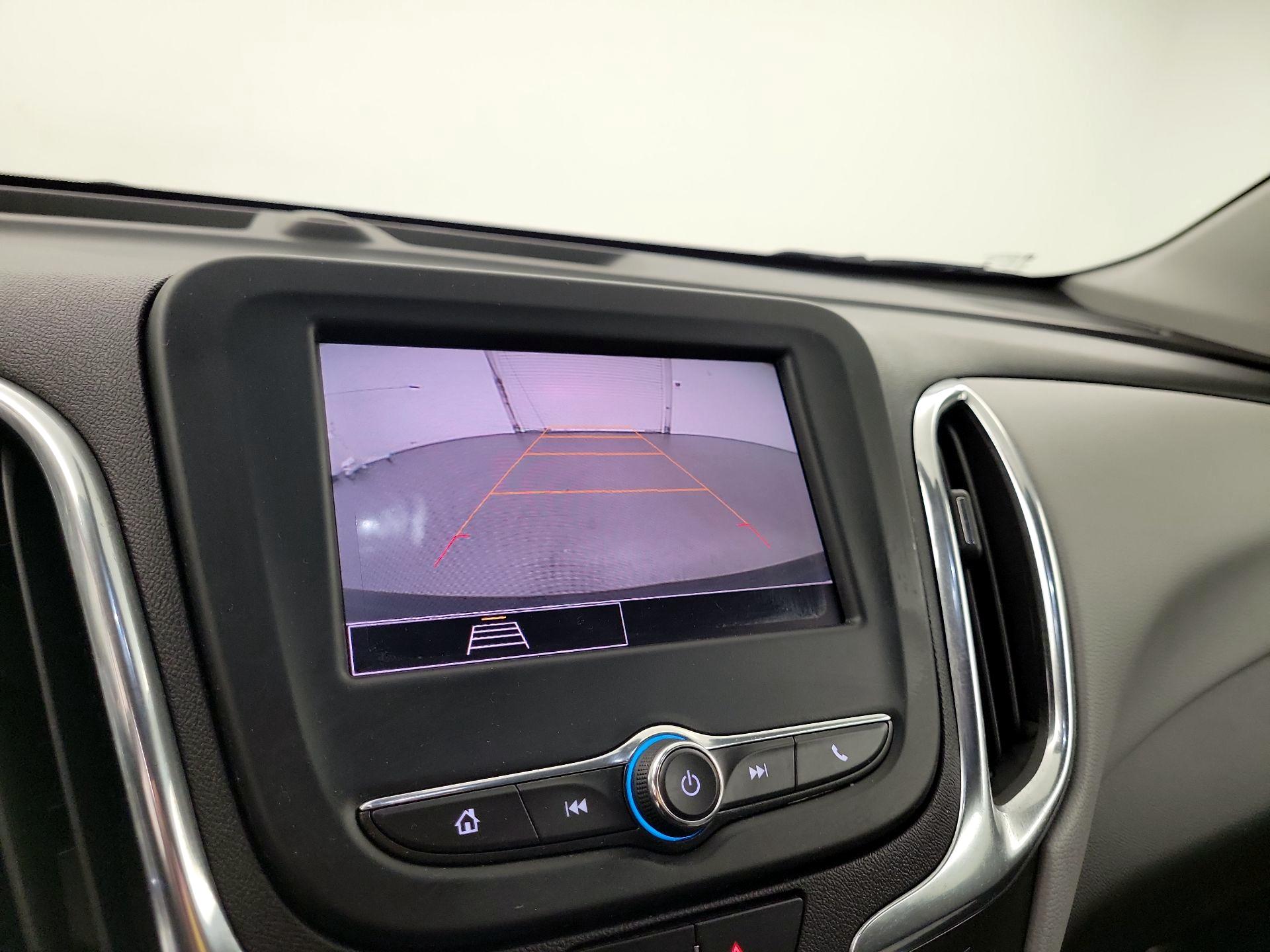 Thumbnail: 2022 Chevrolet Equinox - 12