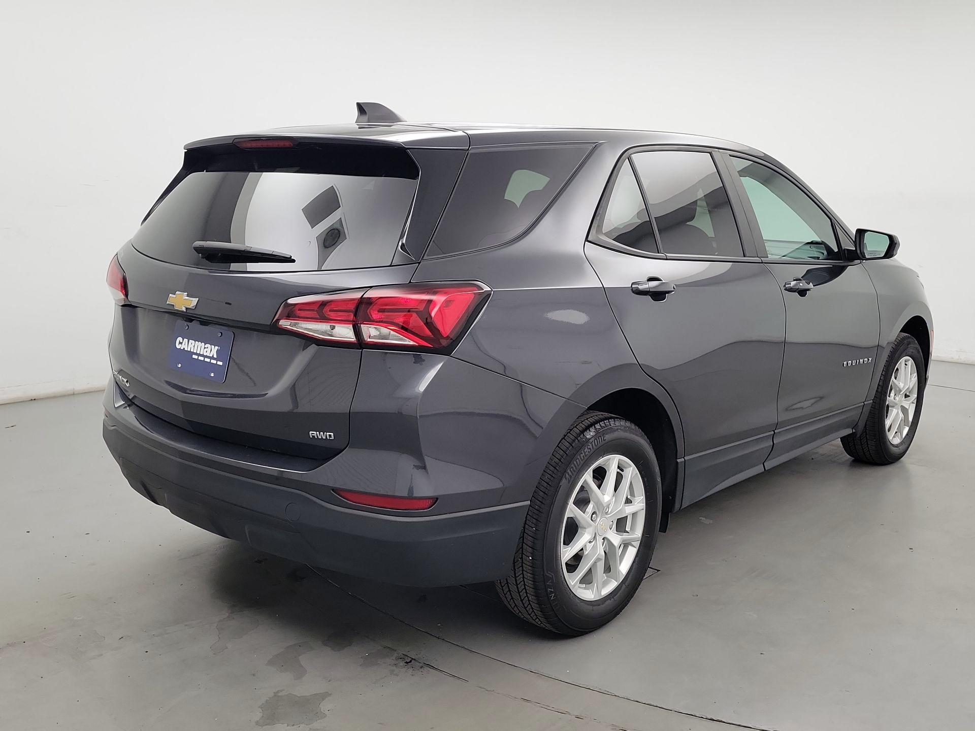 Thumbnail: 2022 Chevrolet Equinox - 5