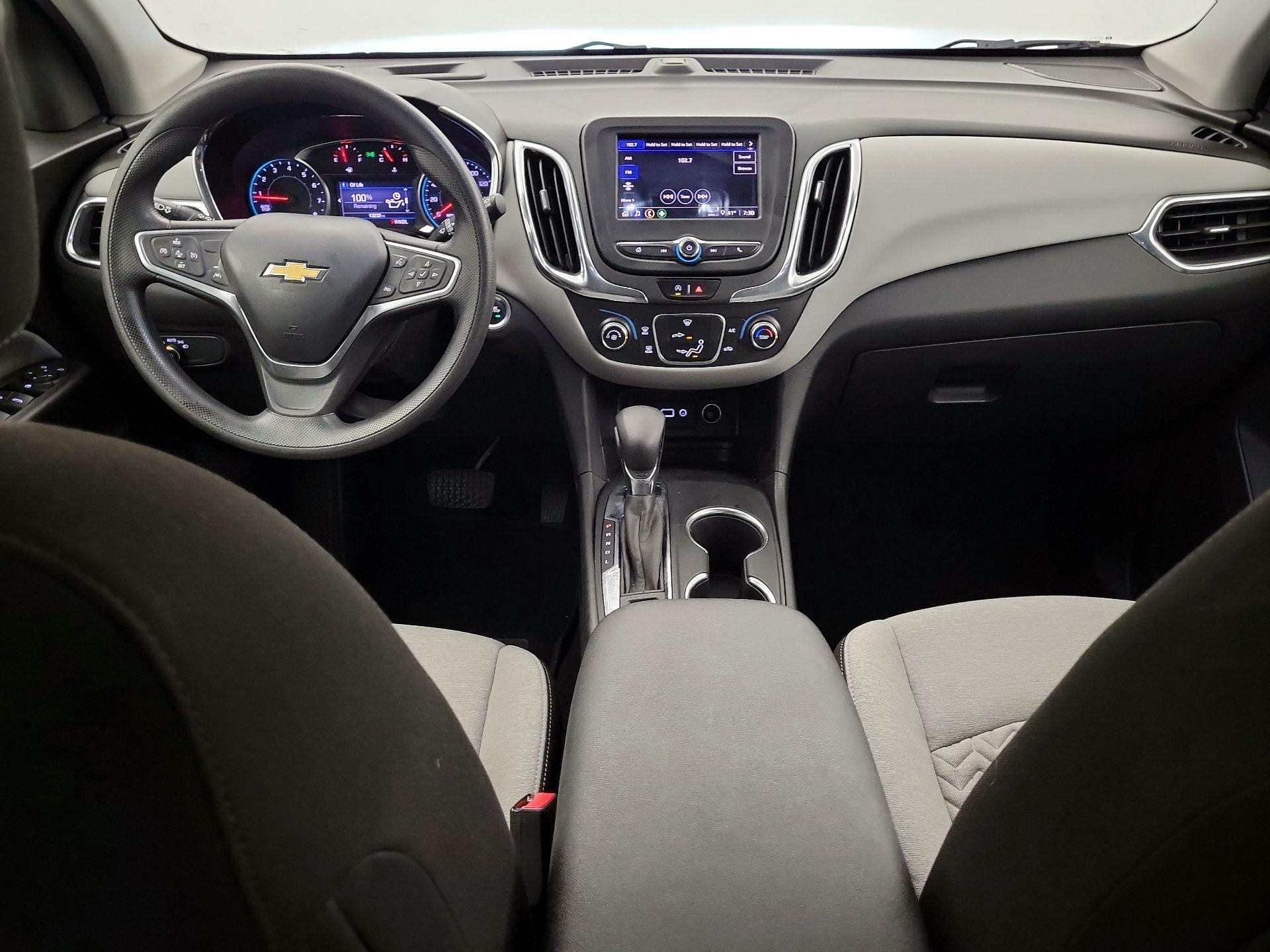 Thumbnail: 2022 Chevrolet Equinox - 8