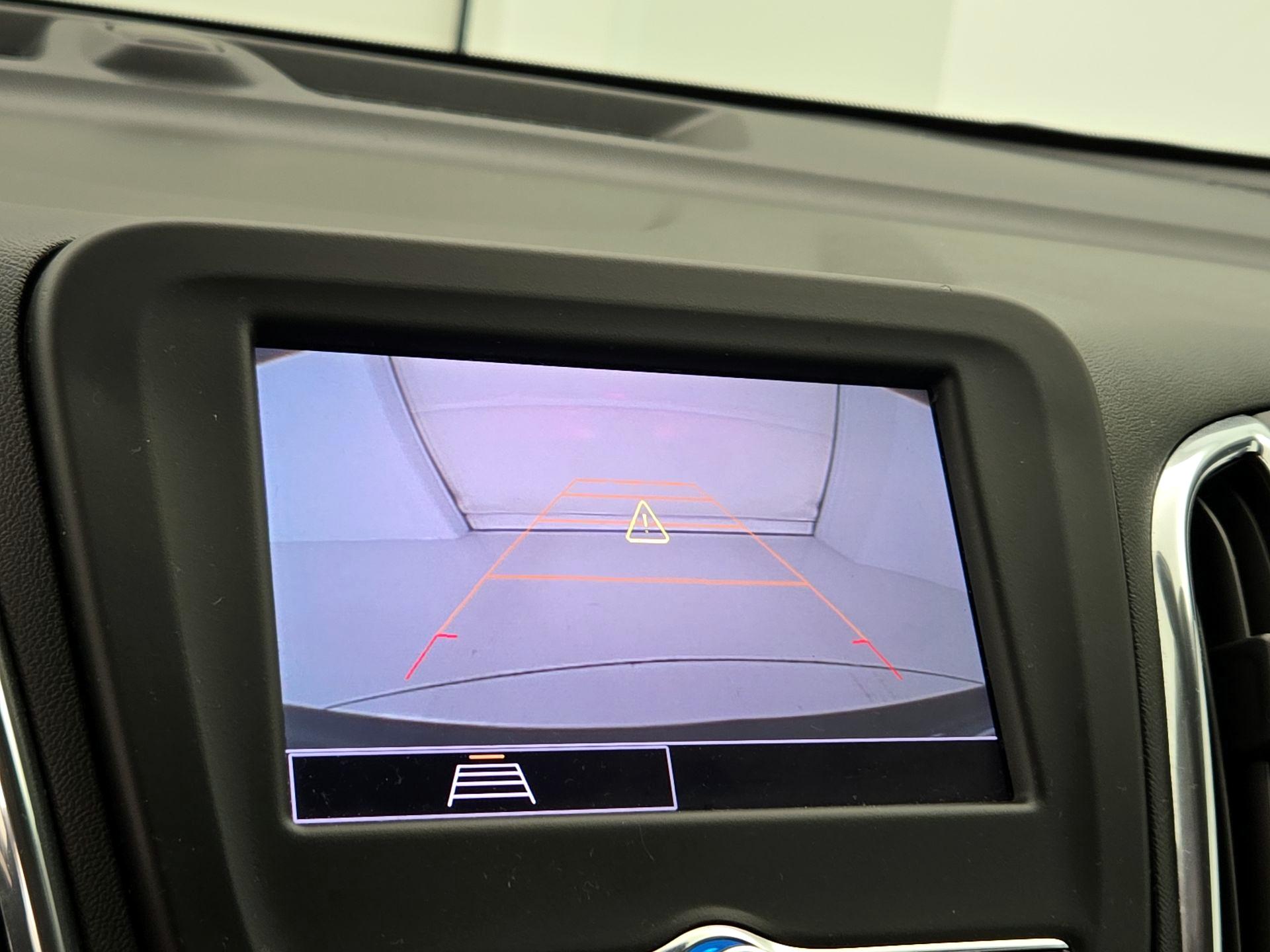 Thumbnail: 2022 Chevrolet Equinox - 15