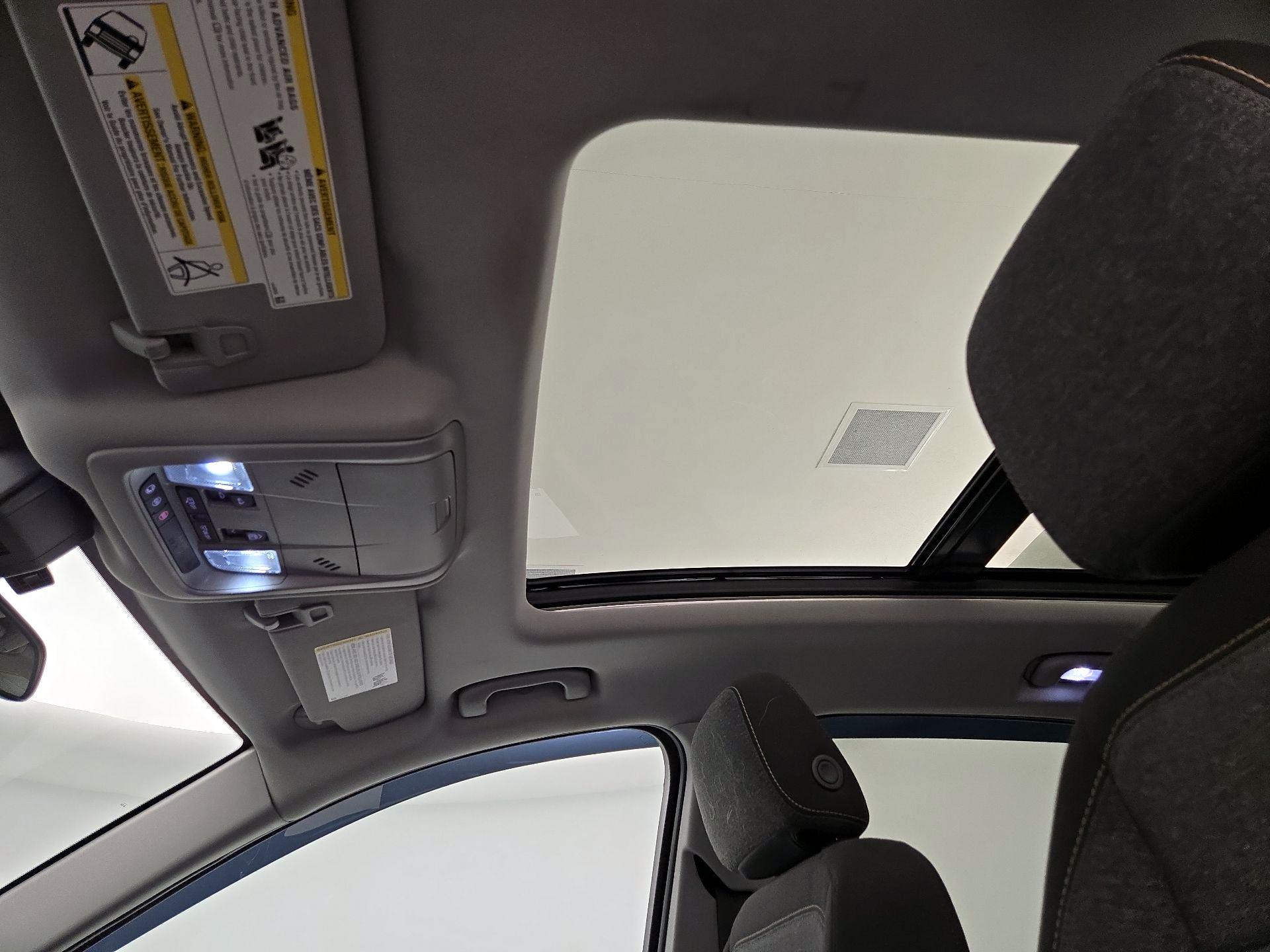 Thumbnail: 2022 Chevrolet Equinox - 20