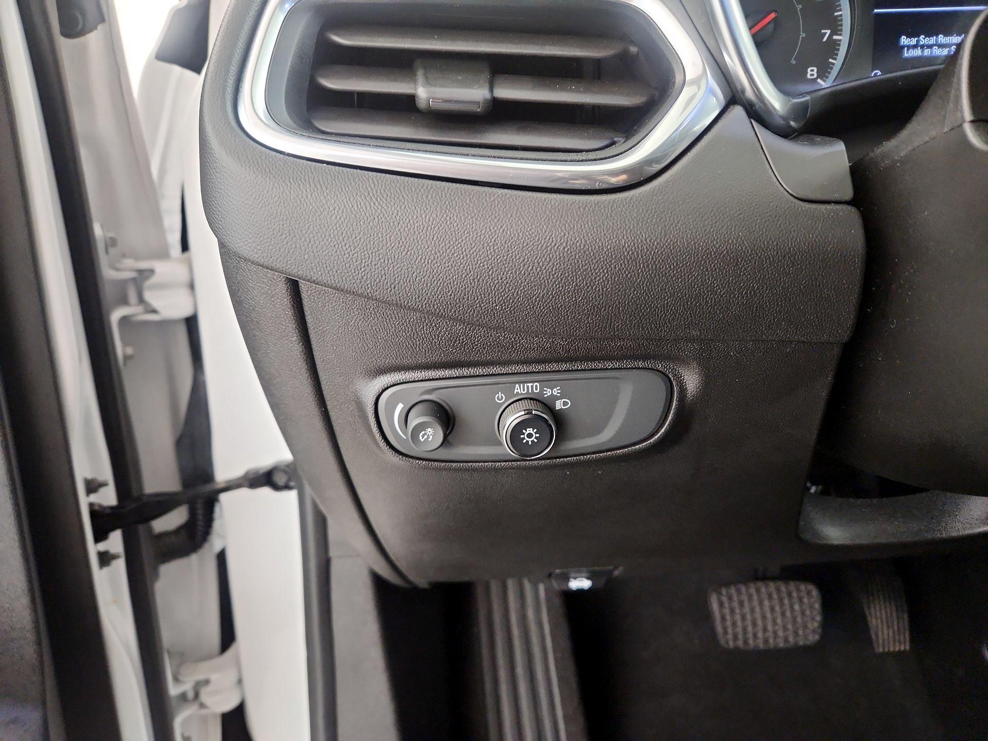 Thumbnail: 2022 Chevrolet Equinox - 13