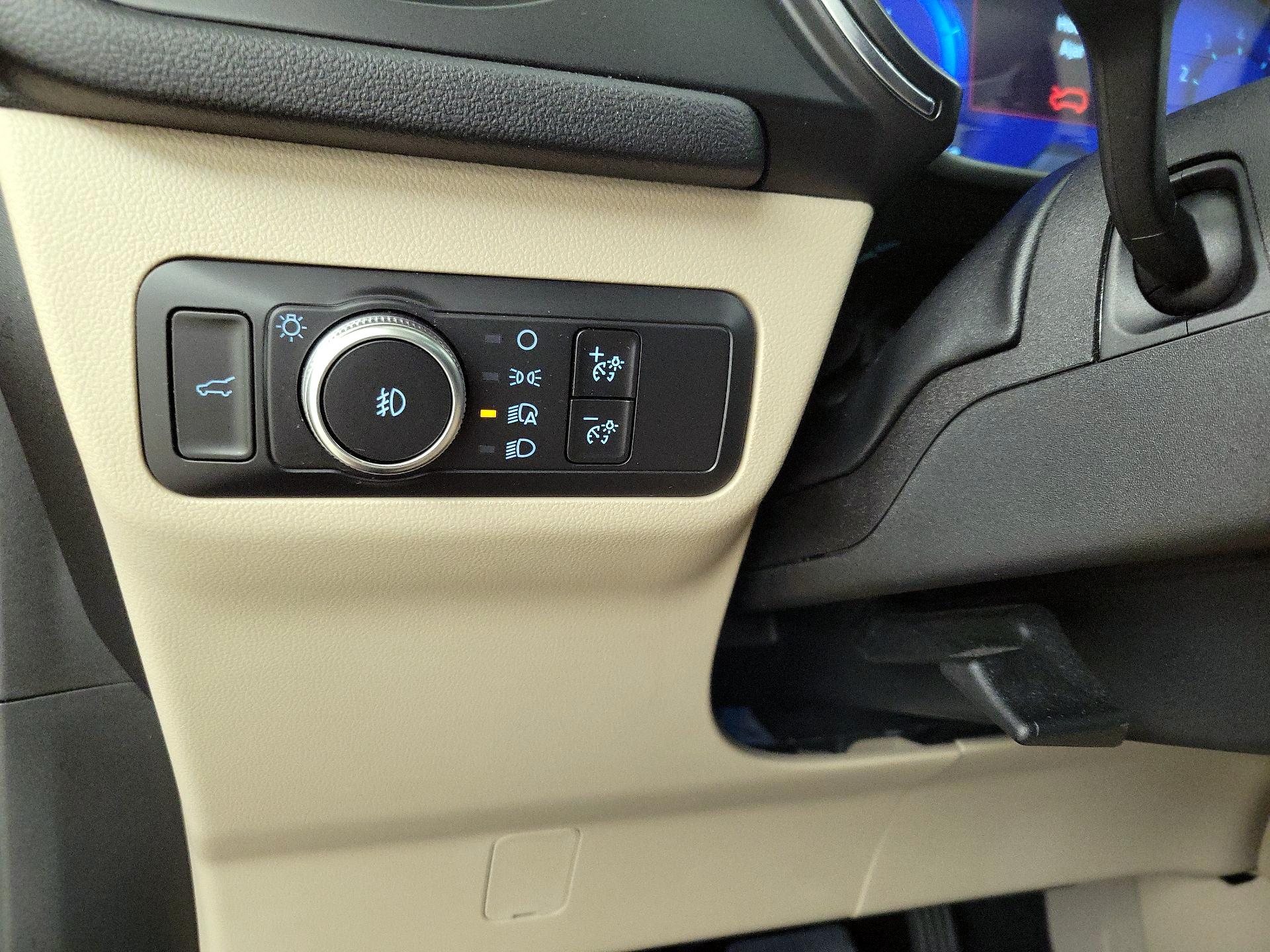 Thumbnail: 2020 Ford Escape - 13