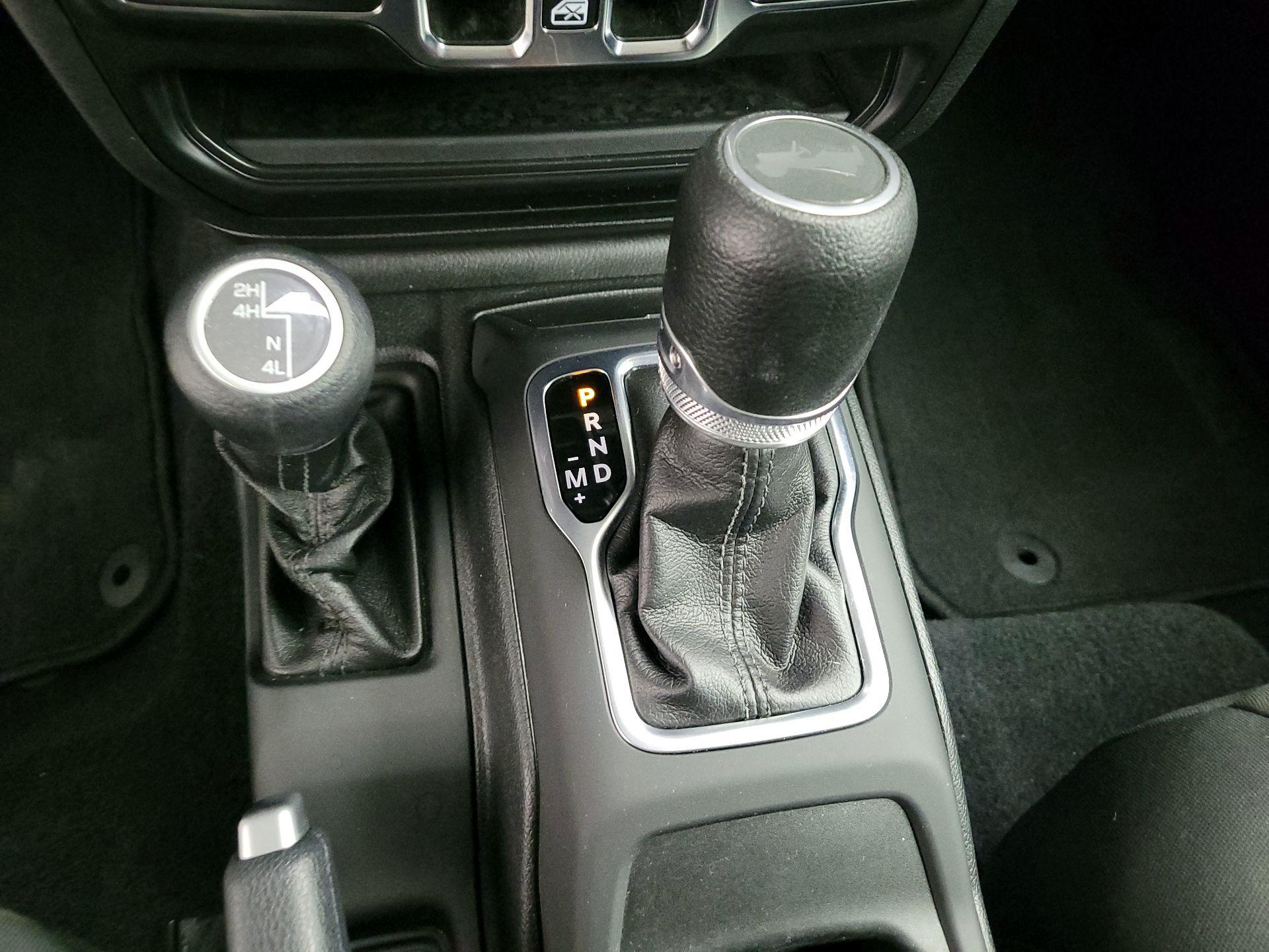 Thumbnail: 2023 Jeep Wrangler - 17