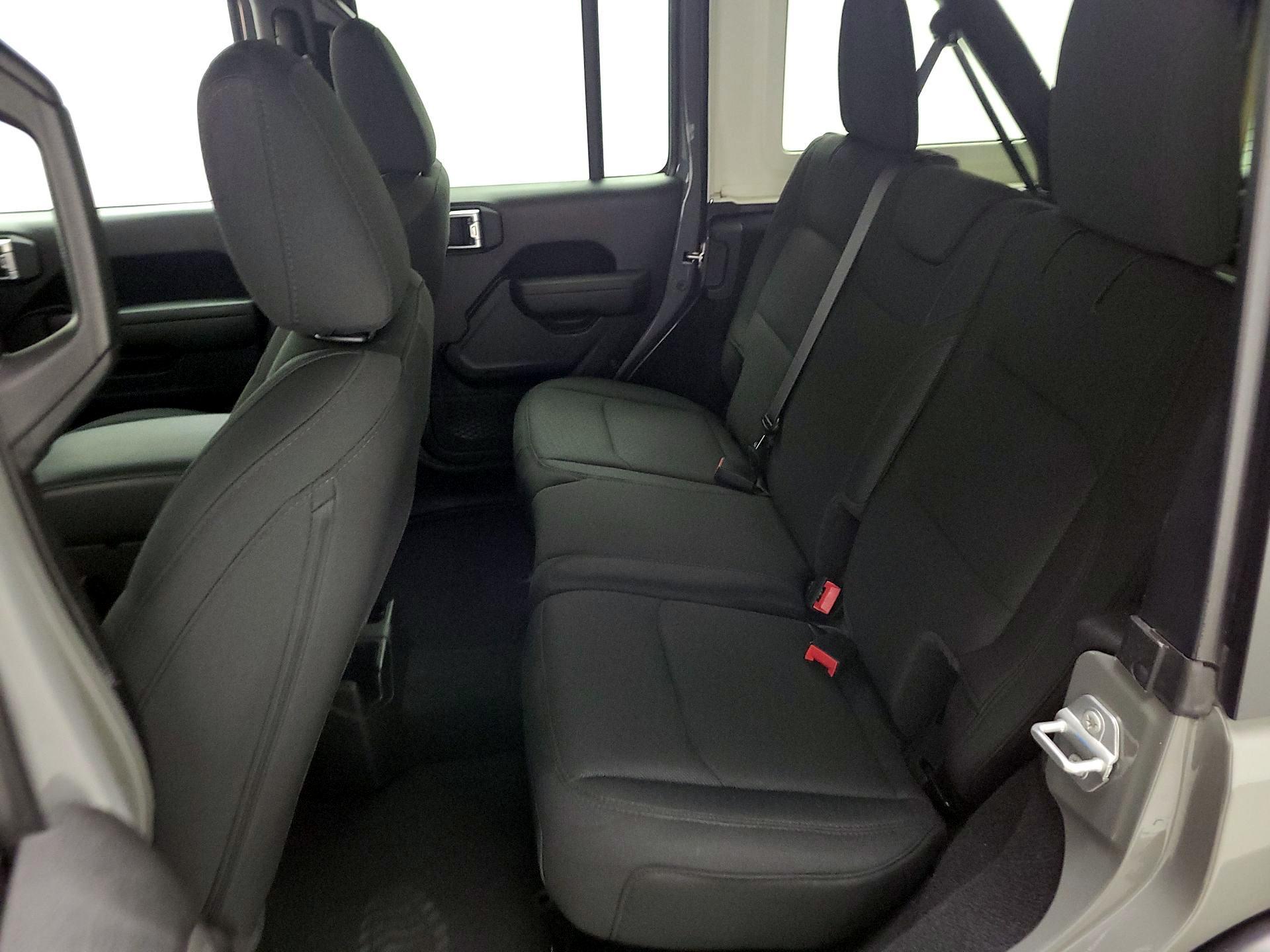 Thumbnail: 2023 Jeep Wrangler - 19