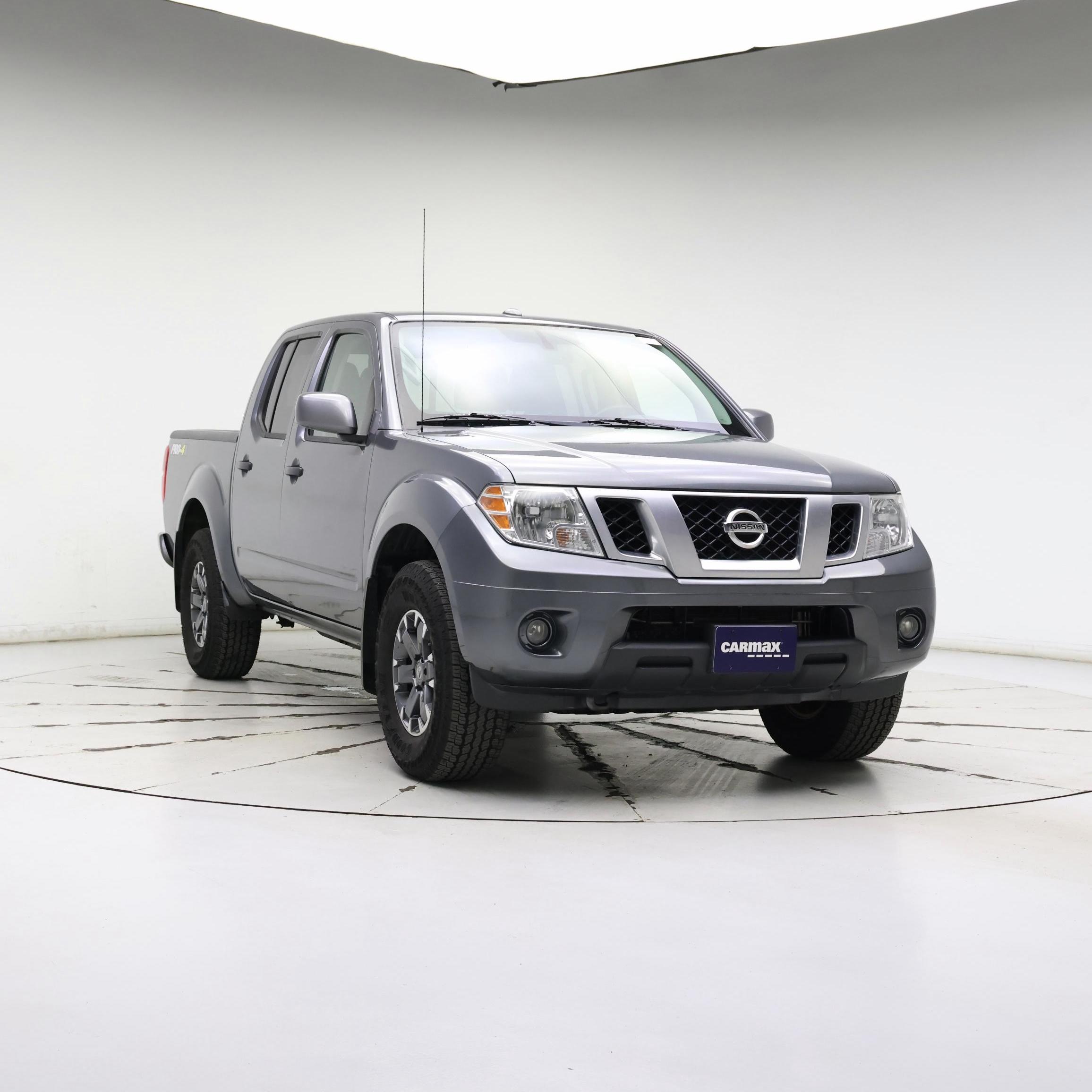 2018 Nissan Frontier PRO-4X Crew Cab 4WD