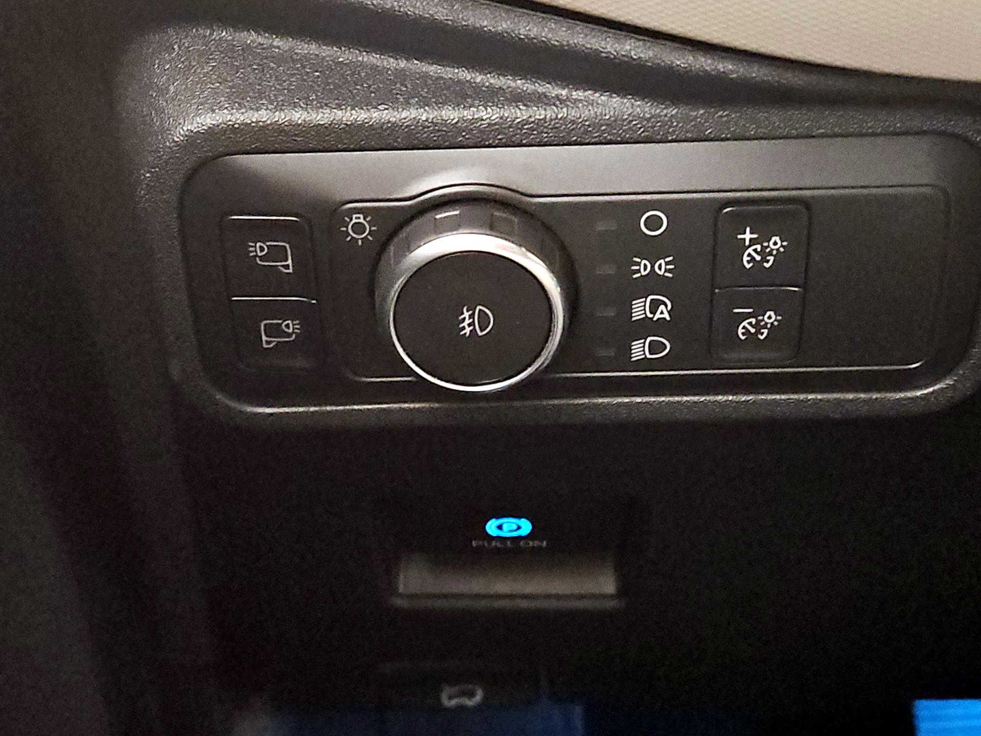 Thumbnail: 2021 Ford Bronco - 13