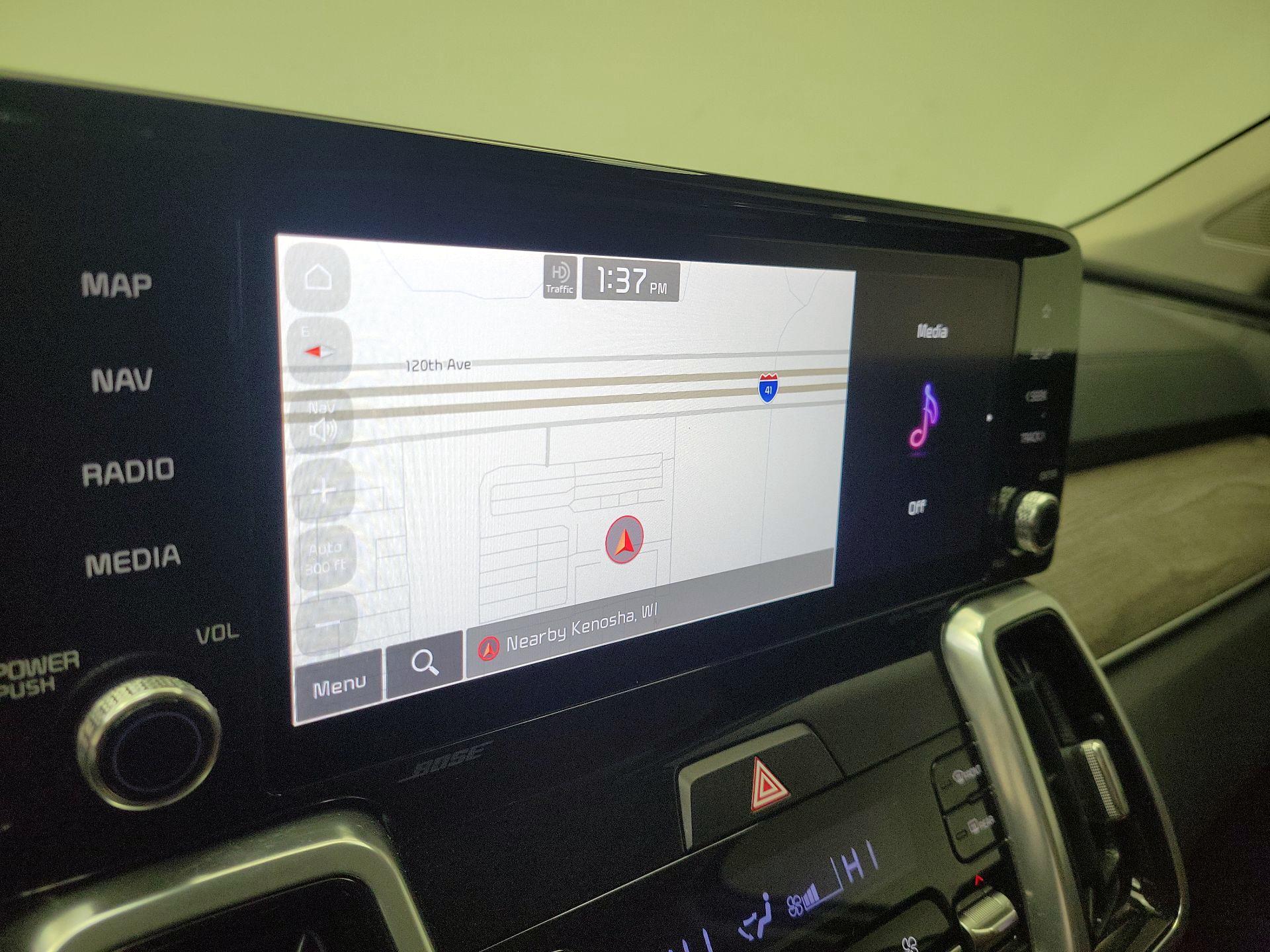 Thumbnail: 2023 Kia Sorento - 15