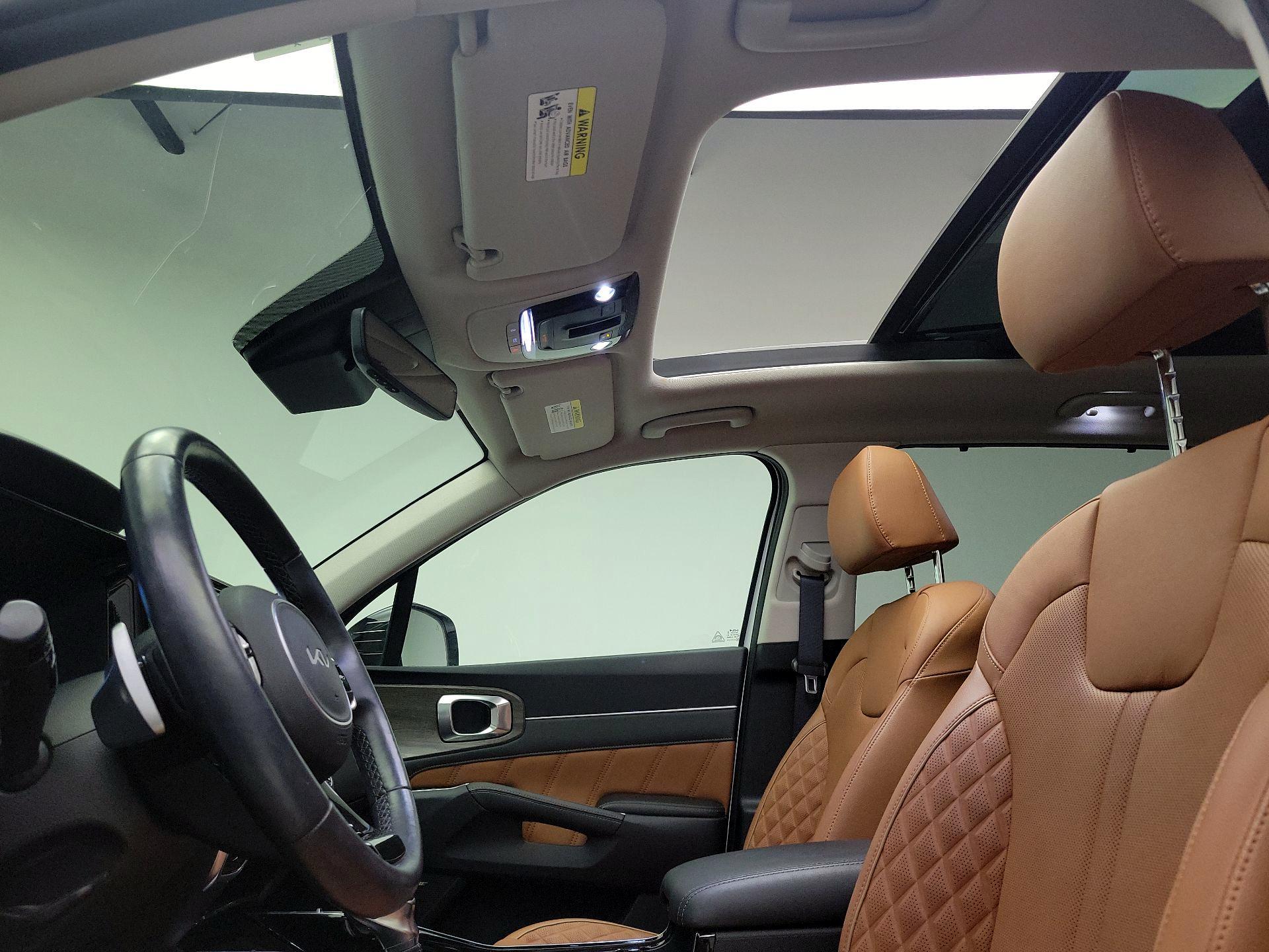 Thumbnail: 2023 Kia Sorento - 19