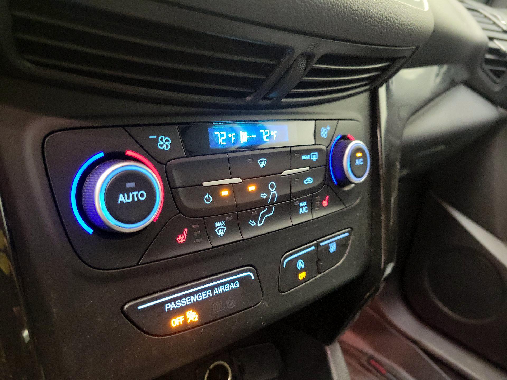 Thumbnail: 2018 Ford Escape - 16