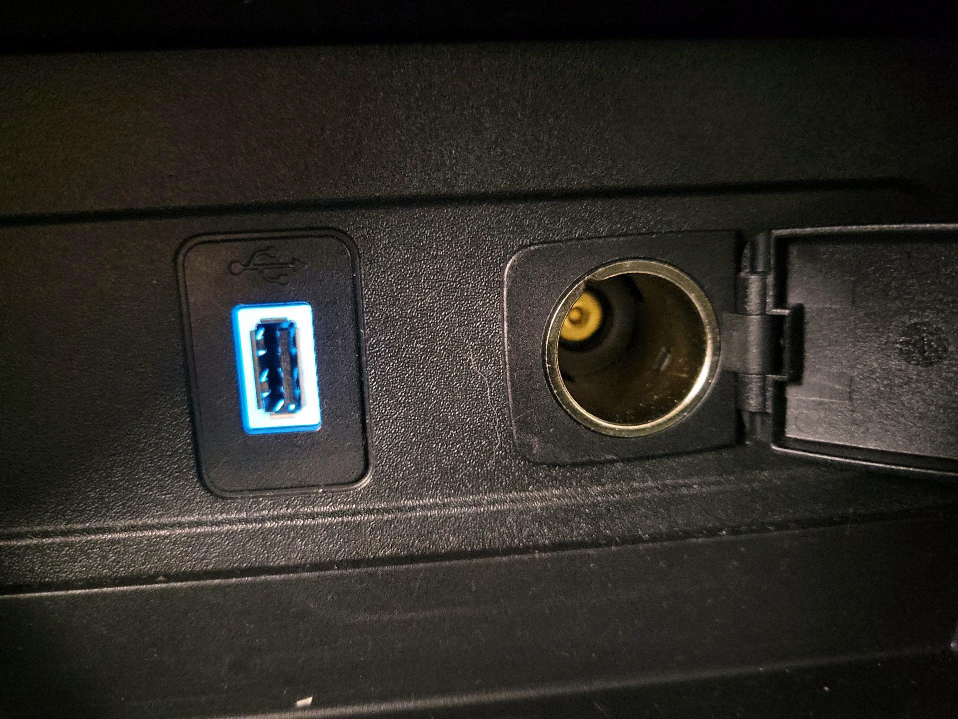 Thumbnail: 2018 Ford Escape - 18