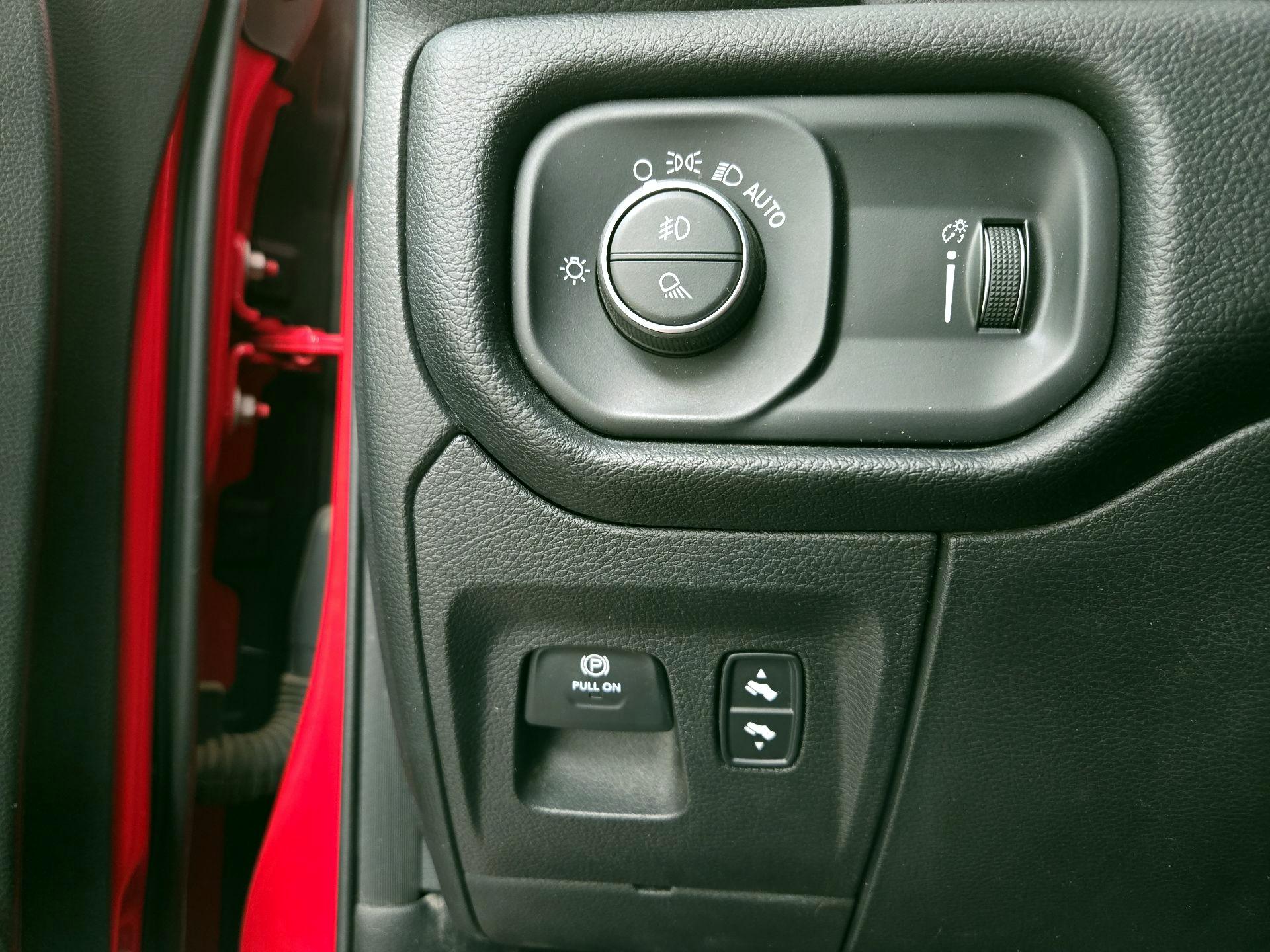 Thumbnail: 2020 RAM 1500 - 13