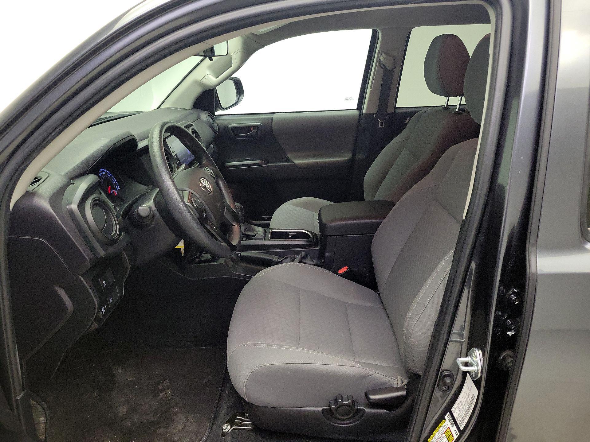 Thumbnail: 2022 Toyota Tacoma - 11