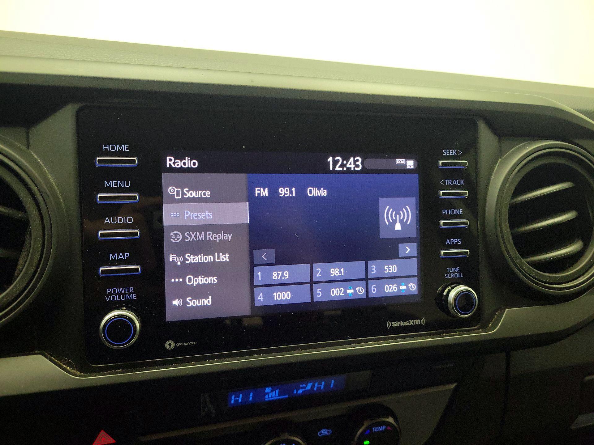 Thumbnail: 2022 Toyota Tacoma - 15