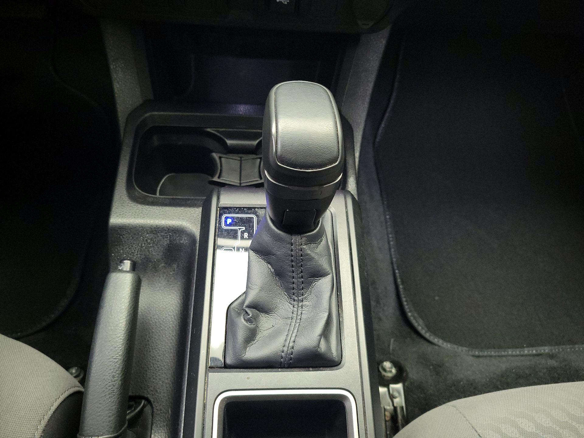 Thumbnail: 2022 Toyota Tacoma - 17