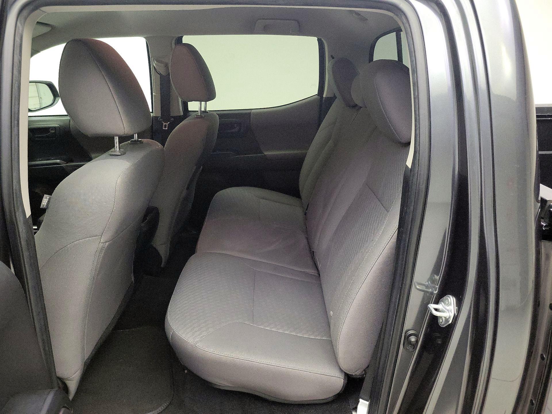 Thumbnail: 2022 Toyota Tacoma - 19