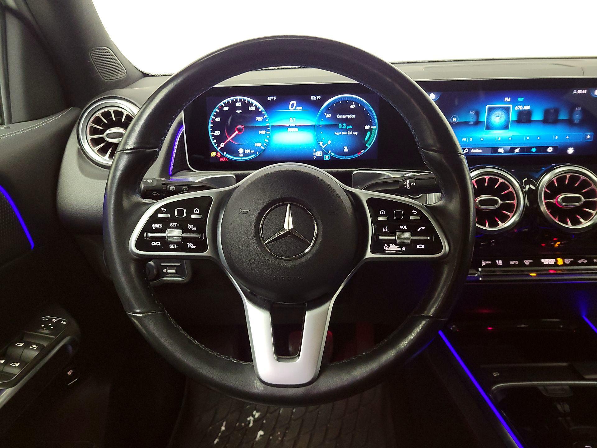 Thumbnail: 2021 Mercedes-Benz GLB - 10