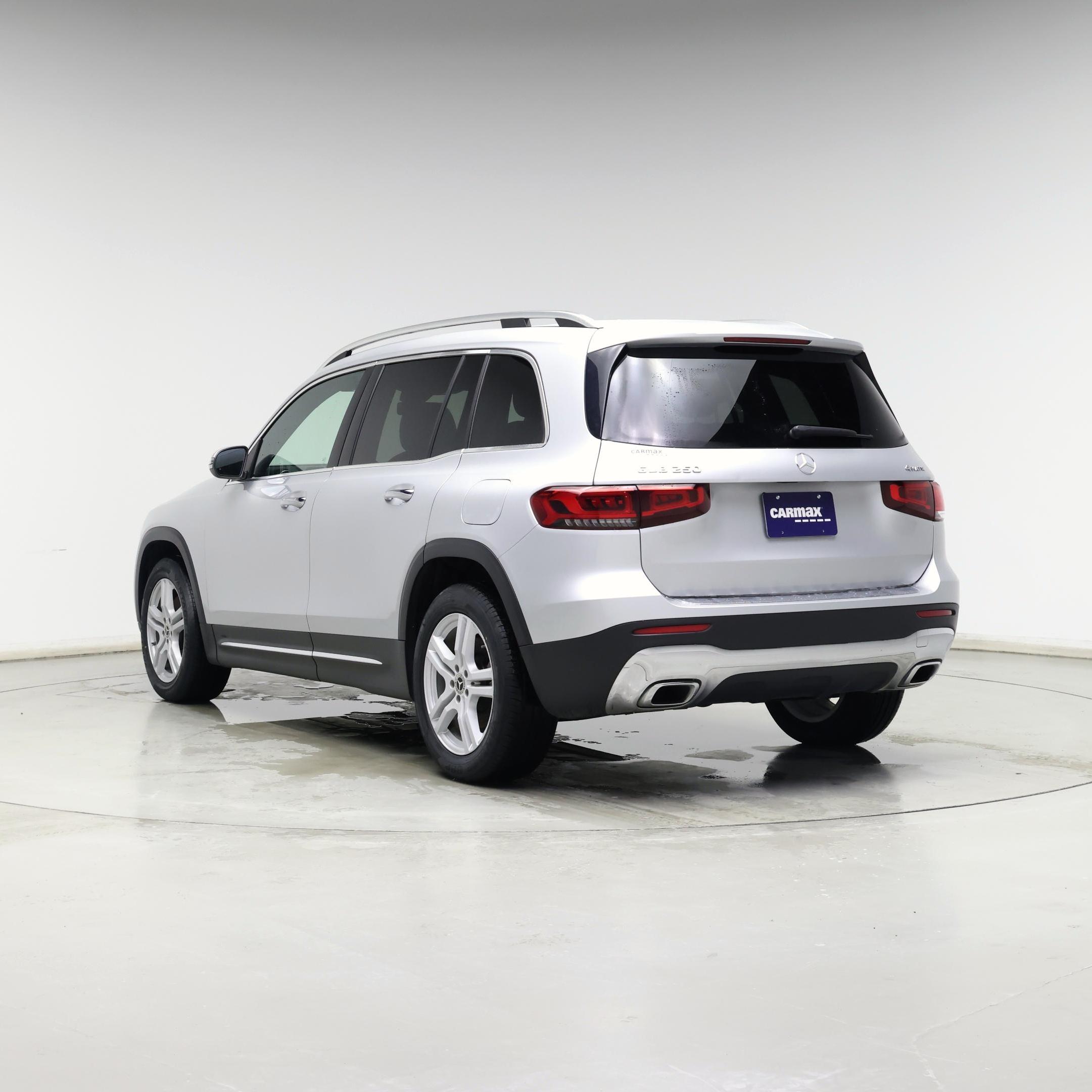 Thumbnail: 2021 Mercedes-Benz GLB - 2