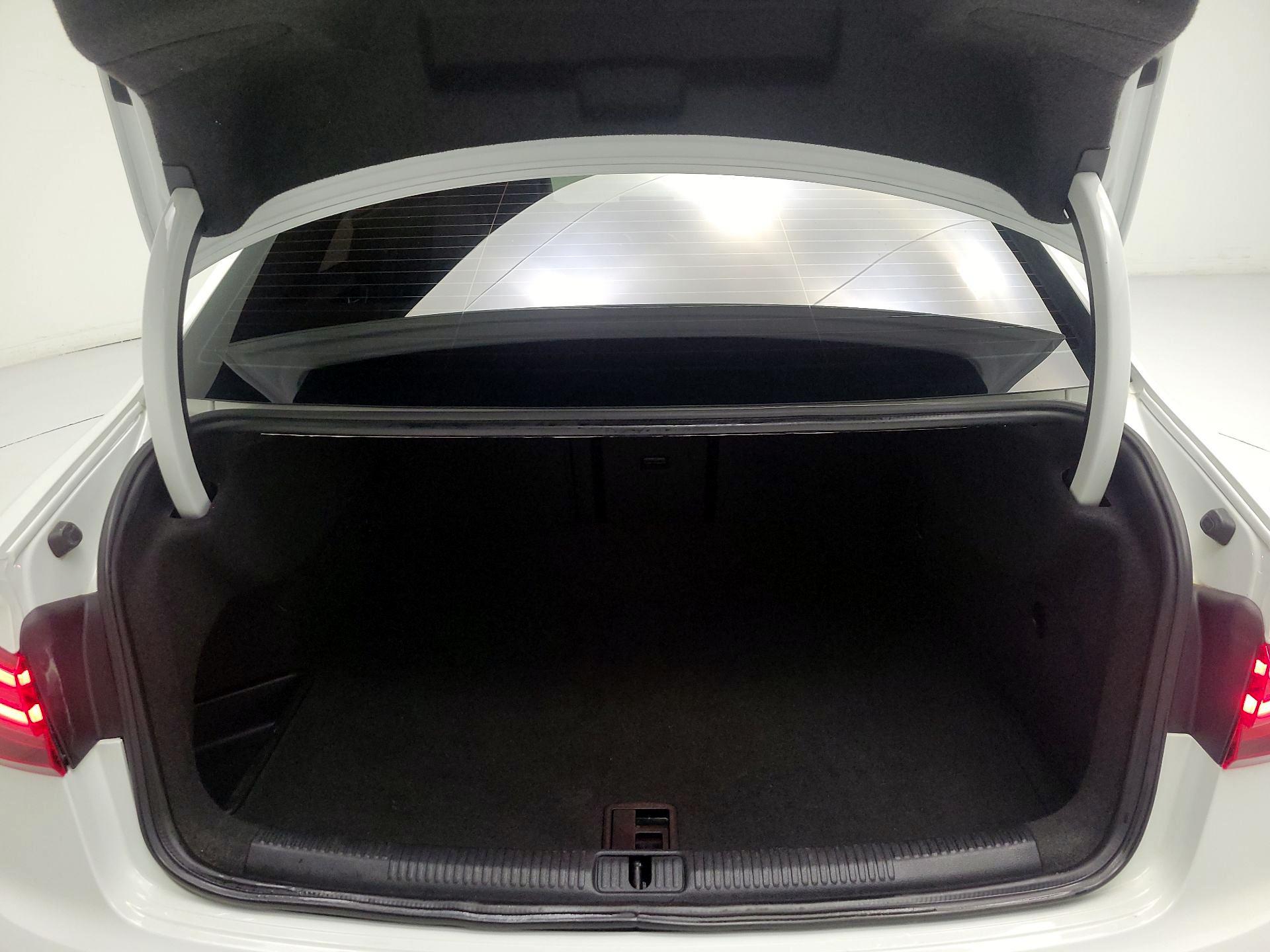 Thumbnail: 2017 Audi A3 - 18