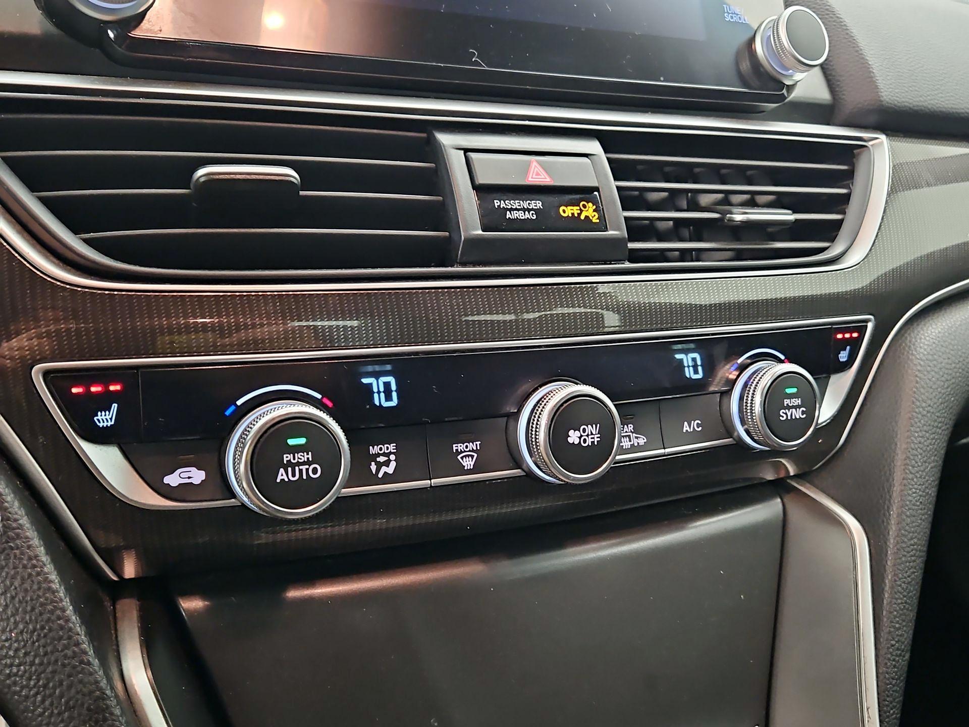 Thumbnail: 2019 Honda Accord - 16