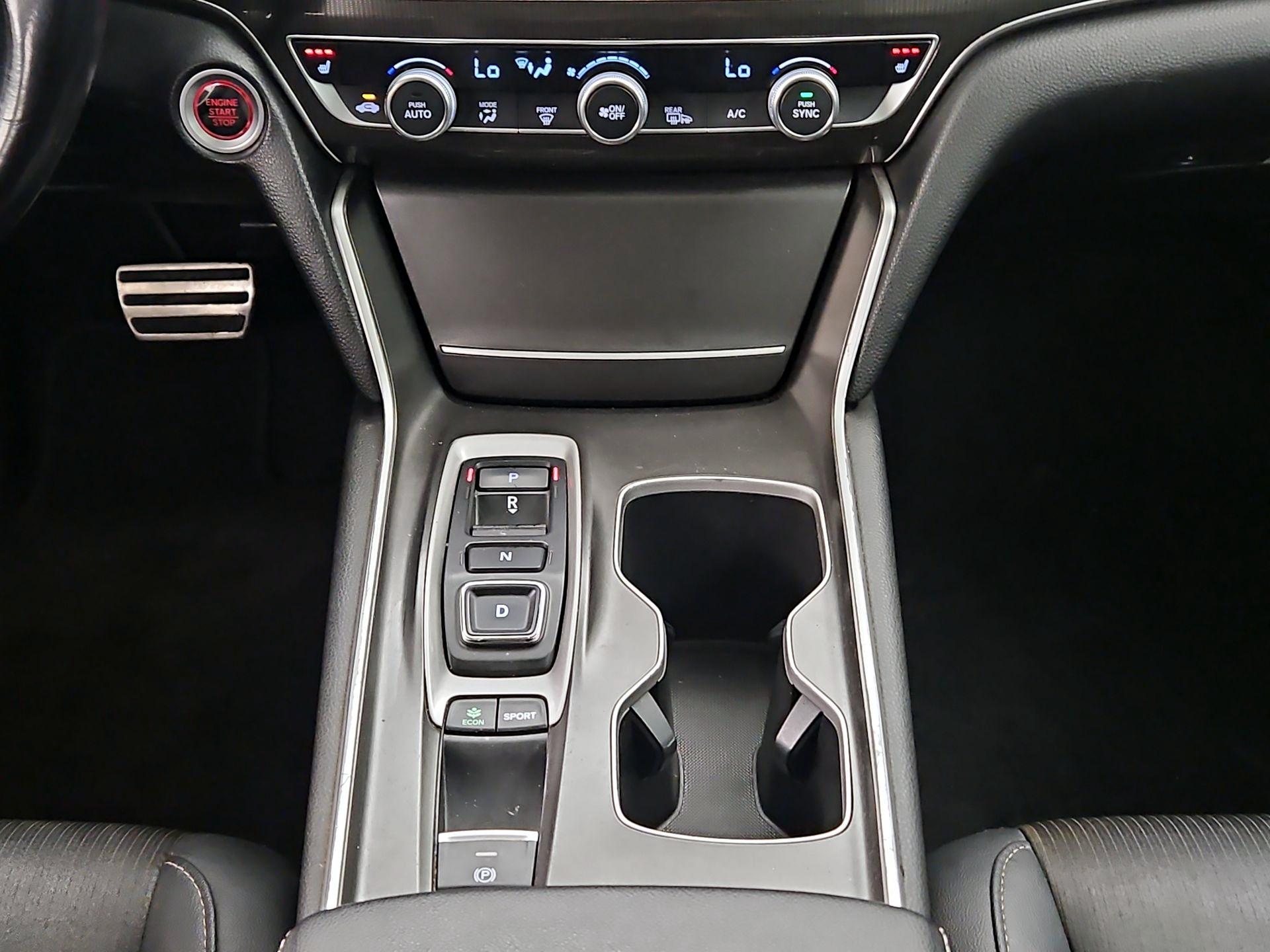 Thumbnail: 2019 Honda Accord - 17