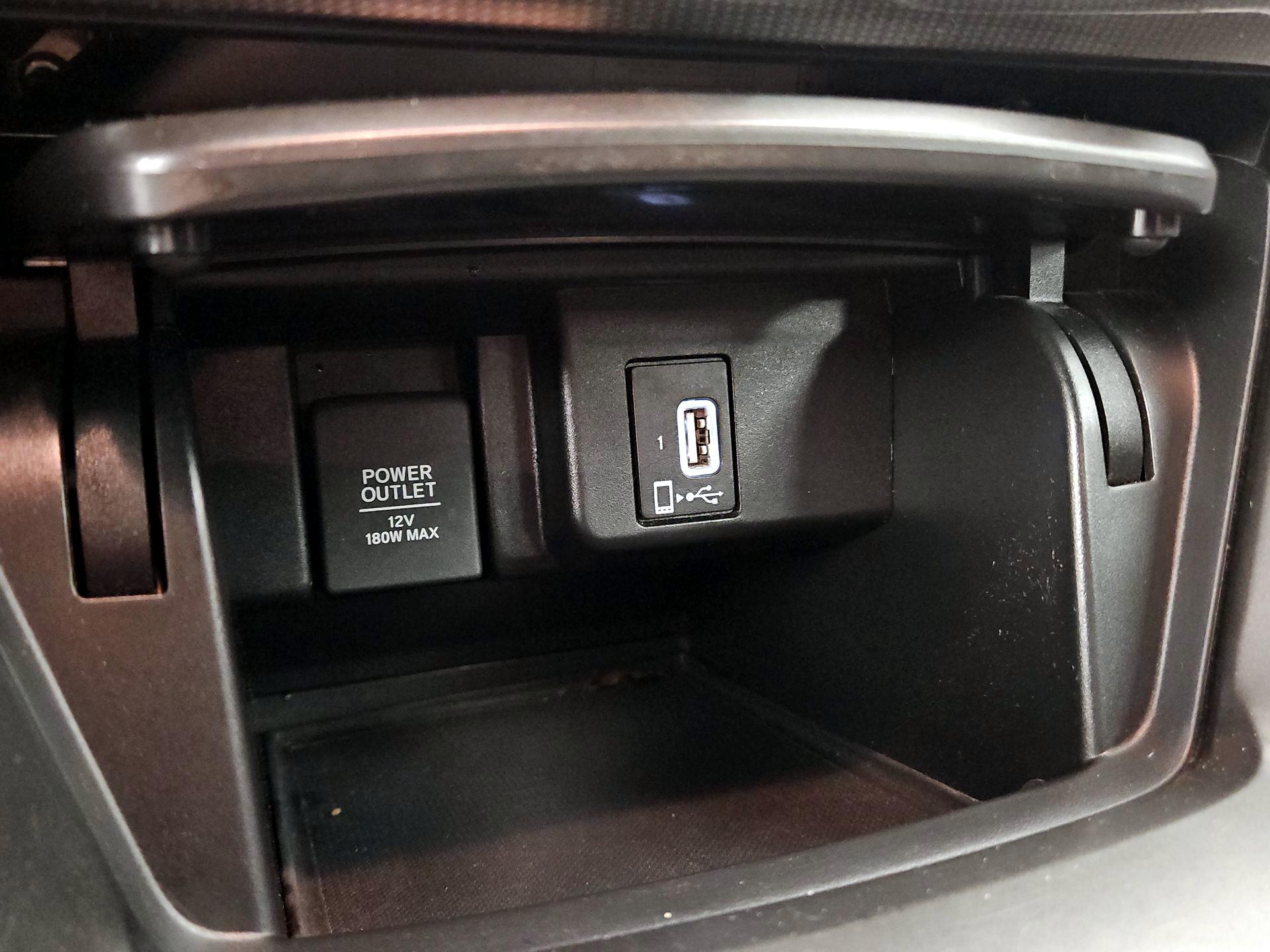 Thumbnail: 2019 Honda Accord - 18