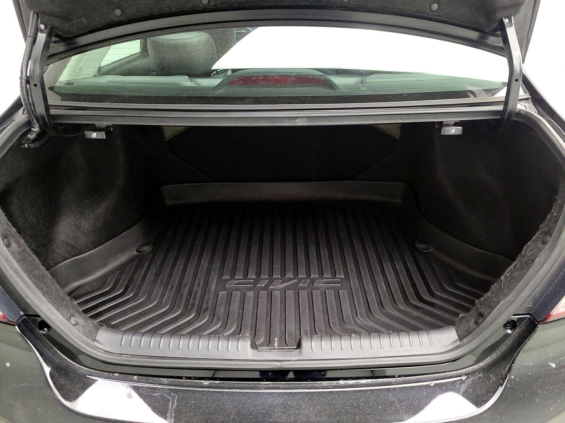 Thumbnail: 2015 Honda Civic - 16