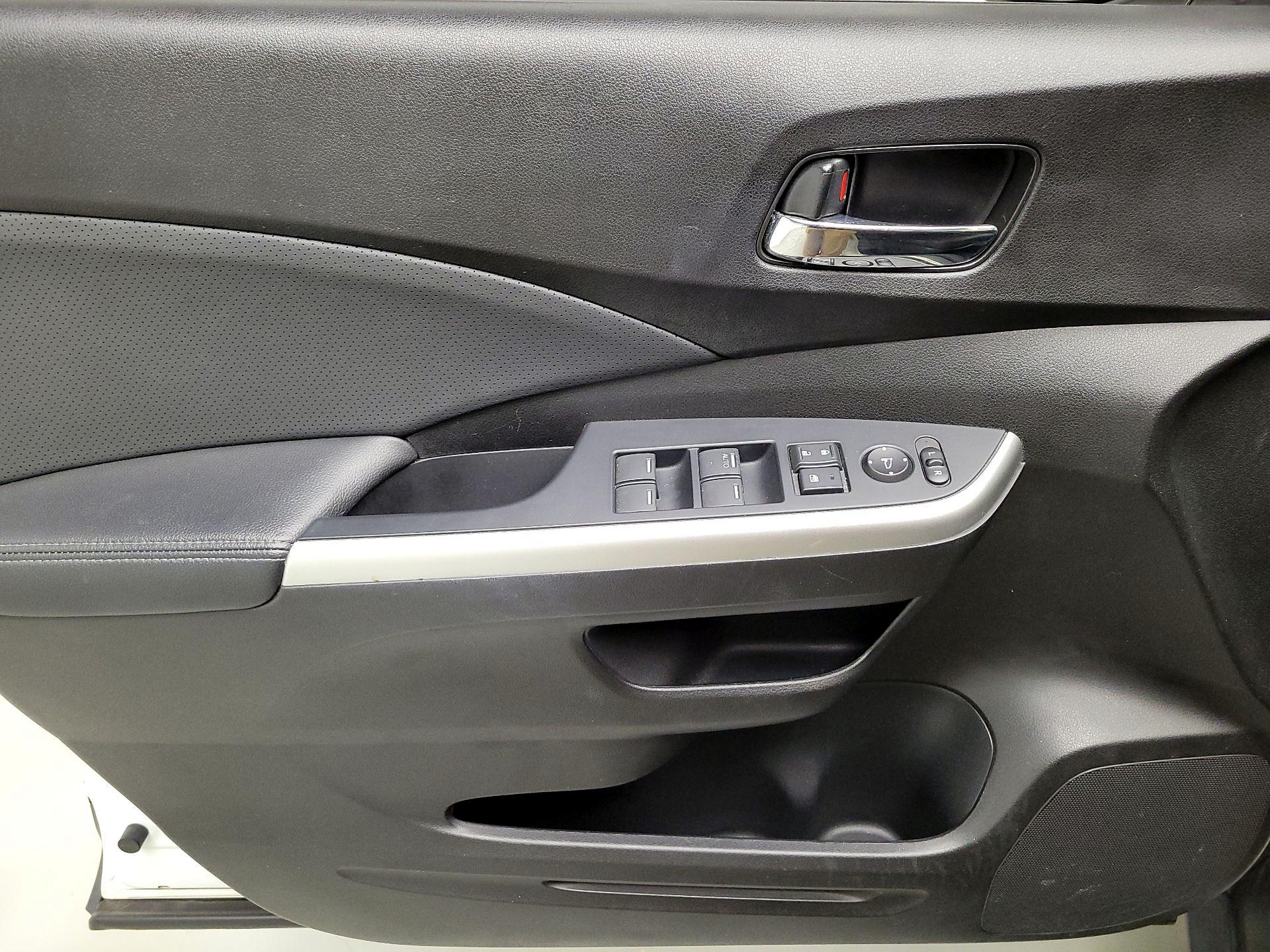 Thumbnail: 2016 Honda CR-V - 12