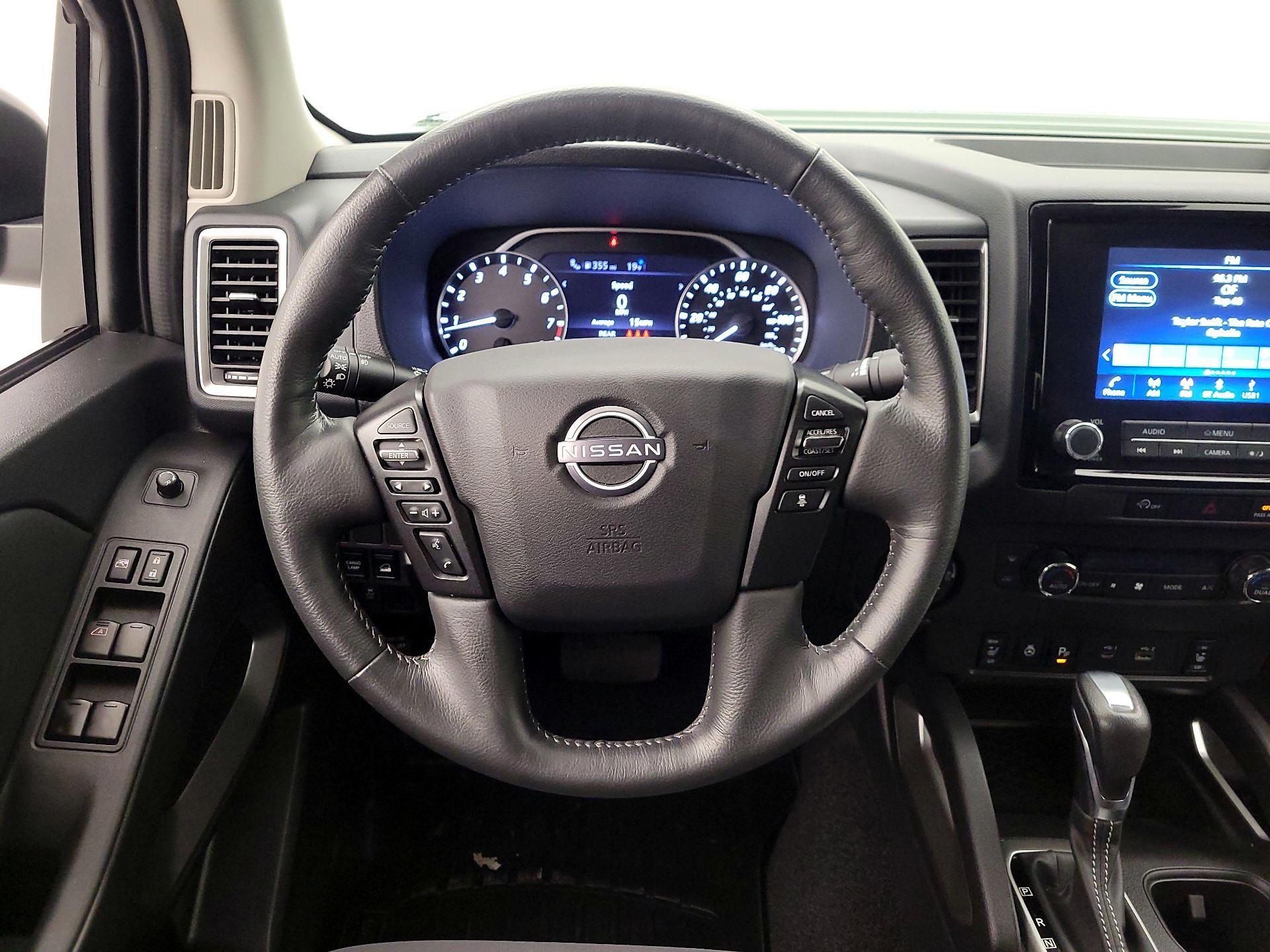 Thumbnail: 2023 Nissan Frontier - 10