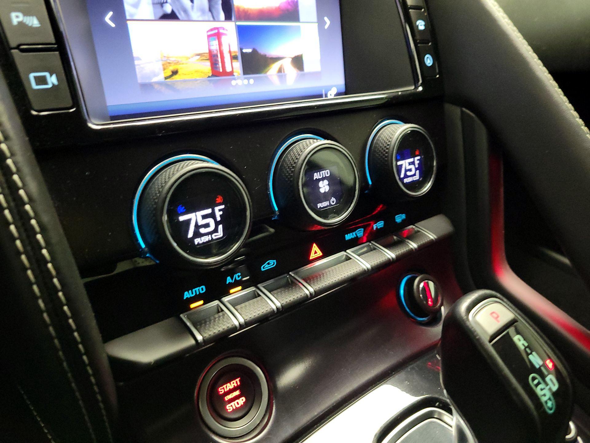 Thumbnail: 2018 Jaguar F-Type - 17