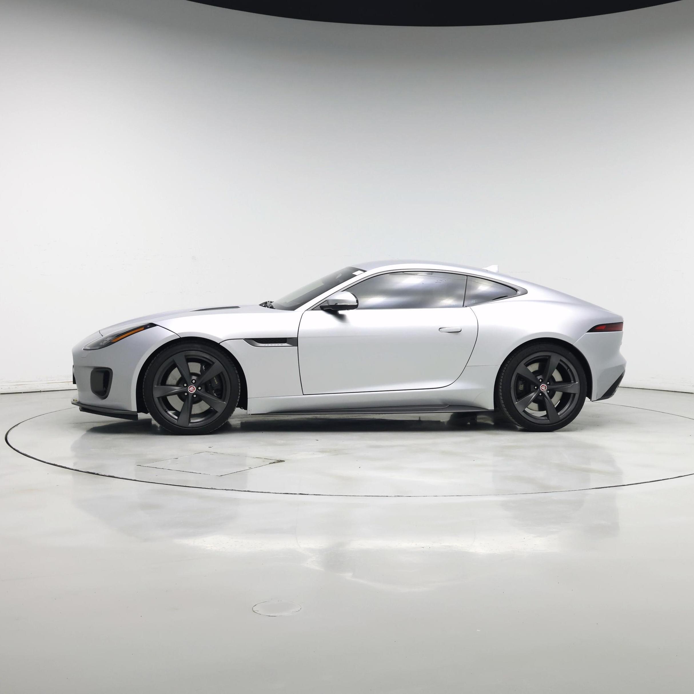 Thumbnail: 2018 Jaguar F-Type - 3